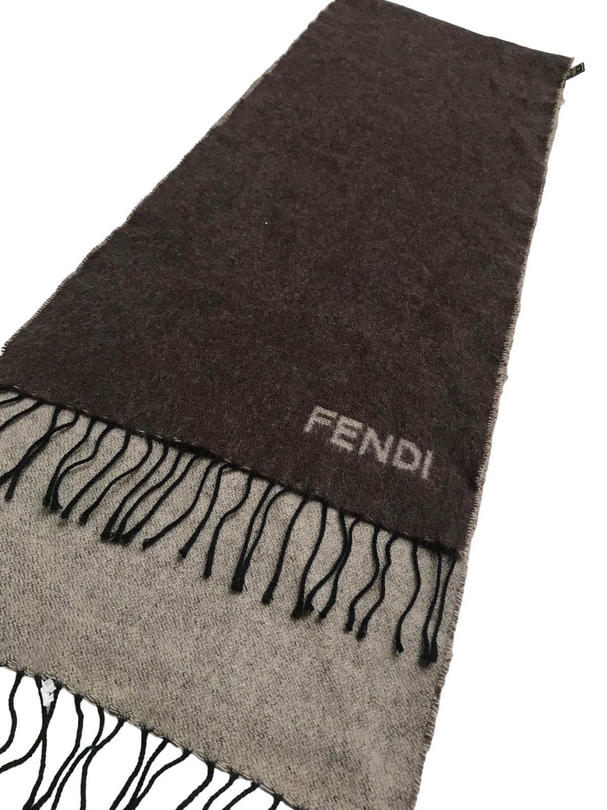 Designer × Fendi × Vintage Rare Design Vintage Brand Fendi Scarves 1990s Size ONE SIZE - 4 Thumbnail