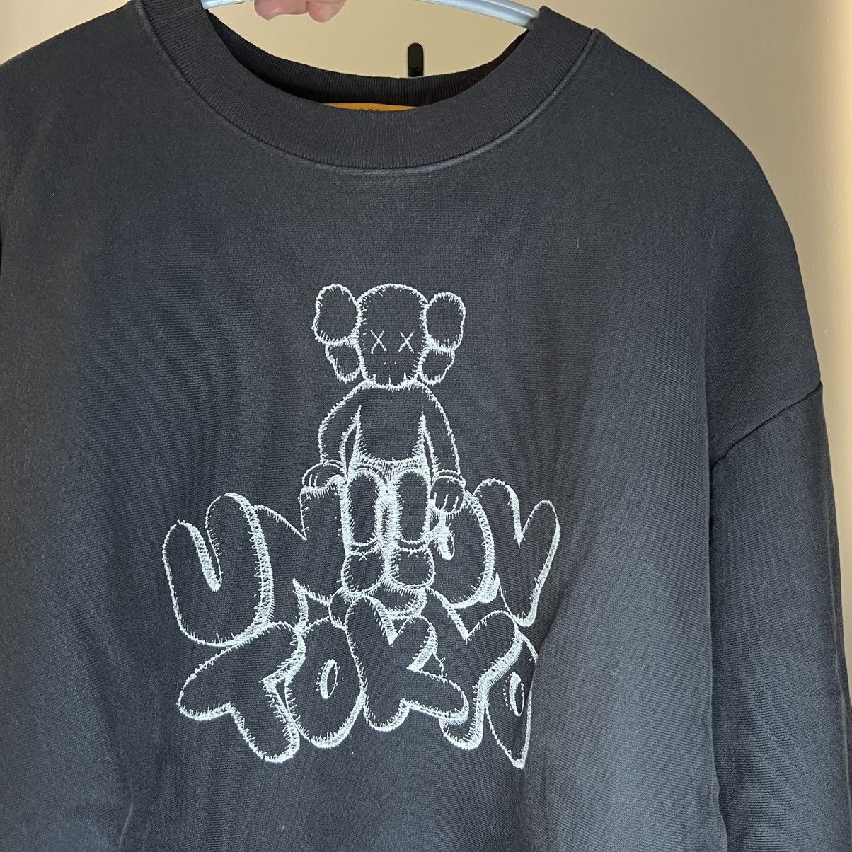 Union LA UNIONTOKYO X KAWS CREWNECK Size US L / EU 52-54 / 3 - 3 Thumbnail
