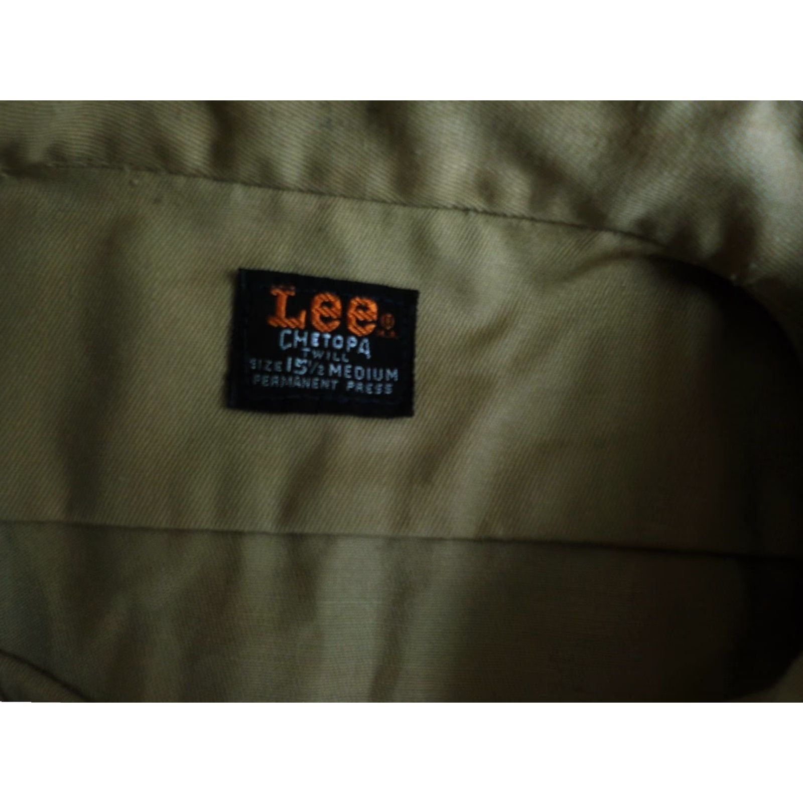 Lee VINTAGE LEE CHETOPA twill work shirt Mens Beige SIZE 15.5 Long Sleeve 2 Buttoned Flap Chest Pockets 70s Good Condition Size US L / EU 52-54 / 3 - 4 Thumbnail