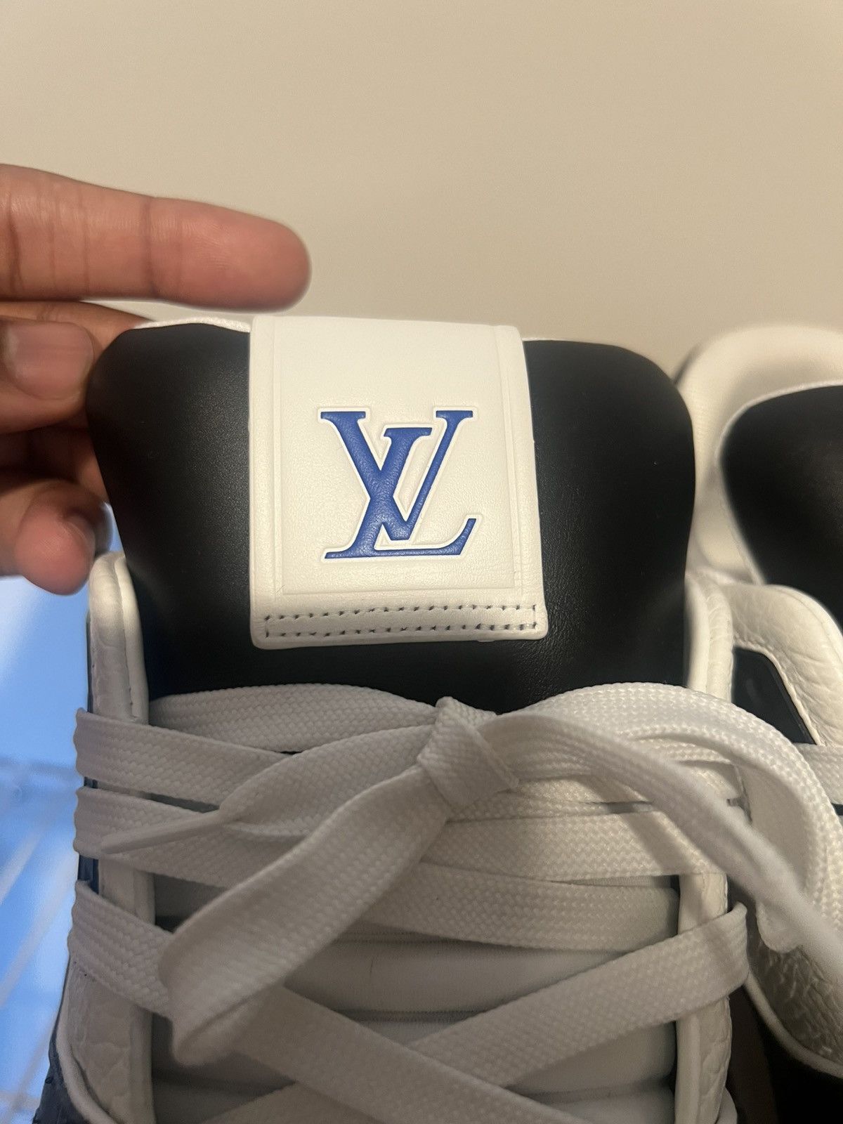 Louis Vuitton Louis Vuitton Trainer Size US 12 / EU 45 - 11 Thumbnail