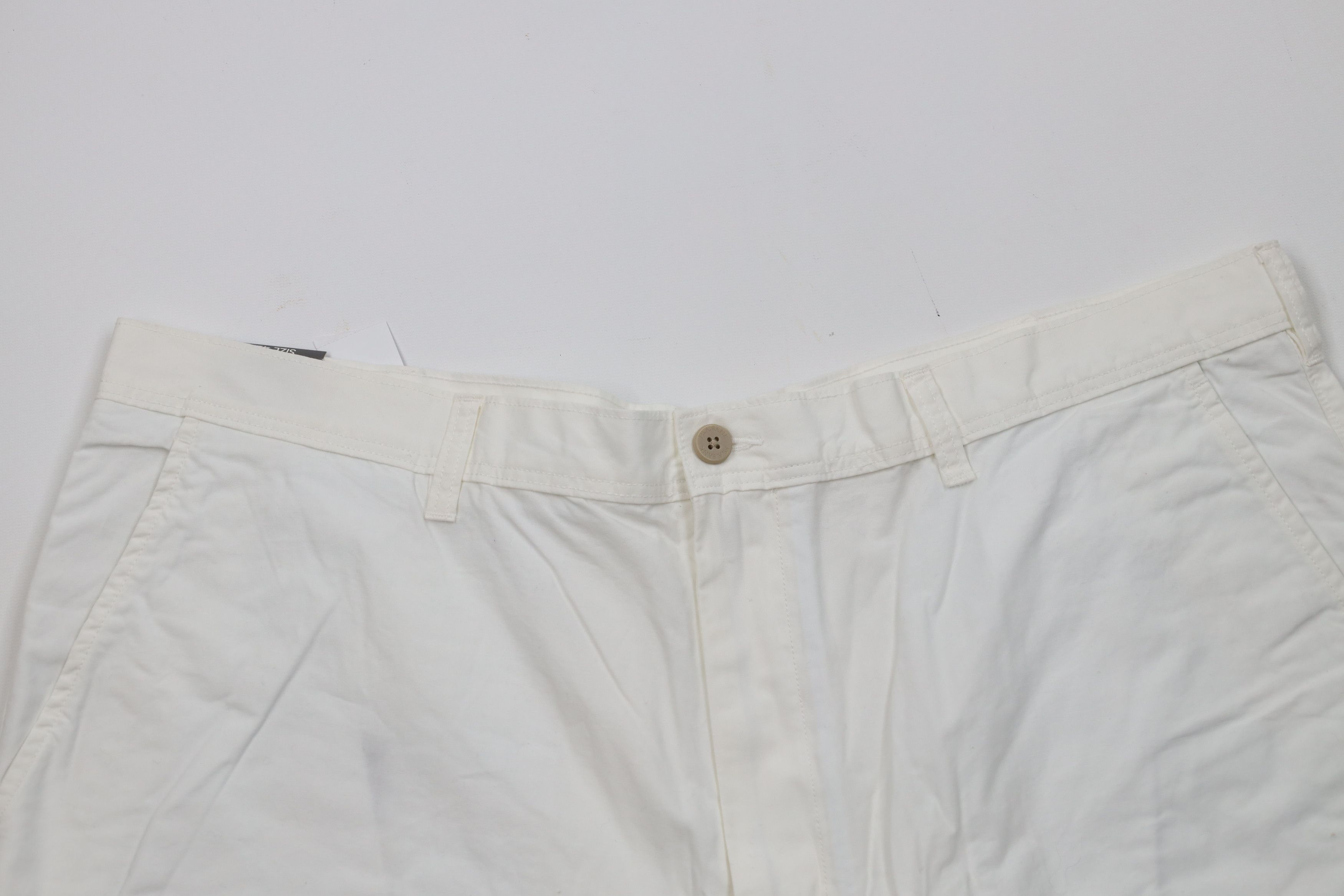 Jos. A. Bank Deadstock Vintage Jos A Bank Golfing Golf Chino Shorts White Size US 42 / EU 58 - 2 Thumbnail