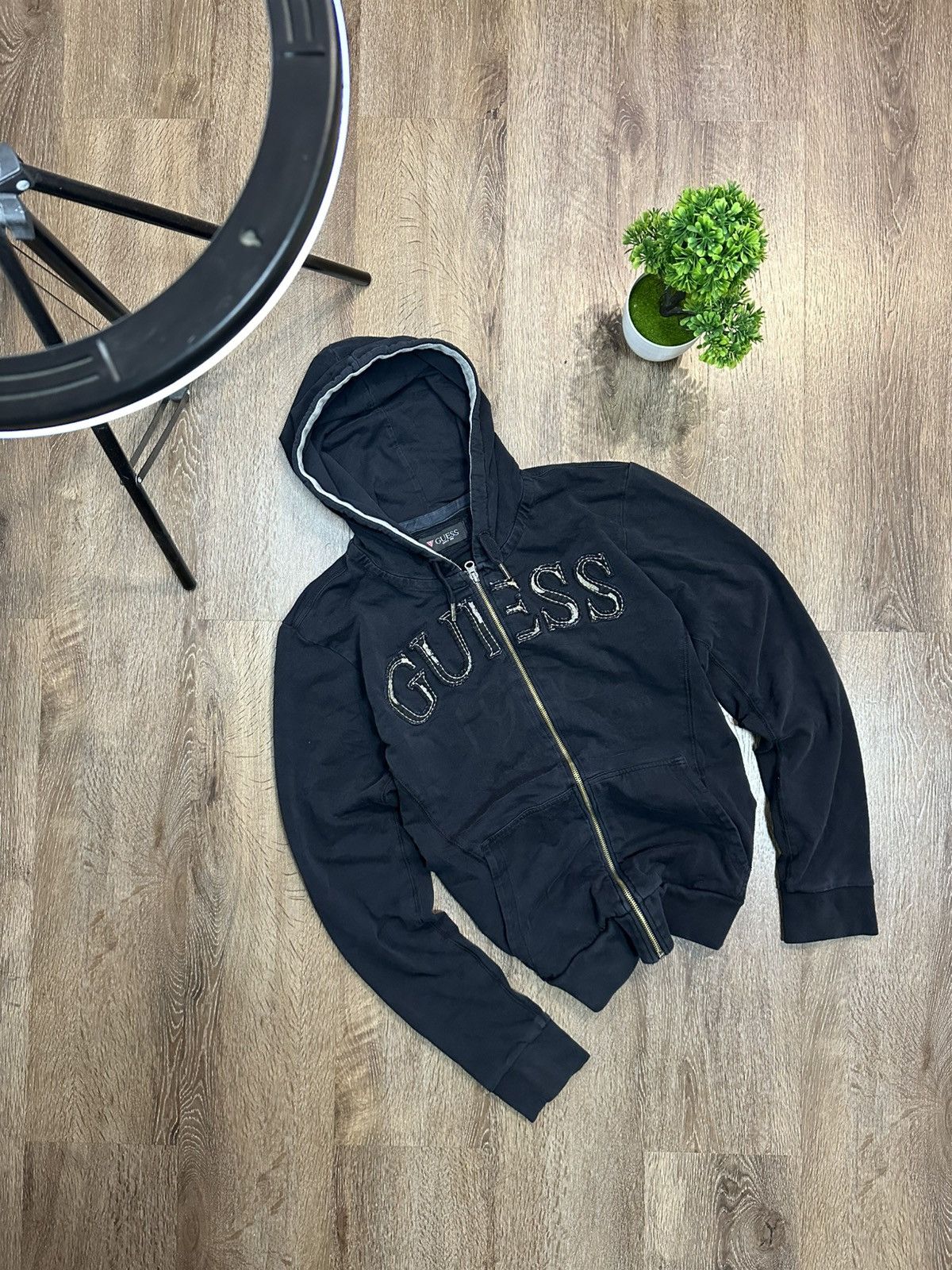 Guess Vintage Guess Zip Hoodie Avant-Garde Size L / US 10 / IT 46 - 1 Thumbnail