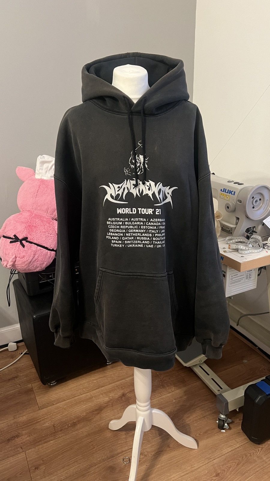 Vetements Vetements World Tour Metal 2021 Hoodie | Grailed