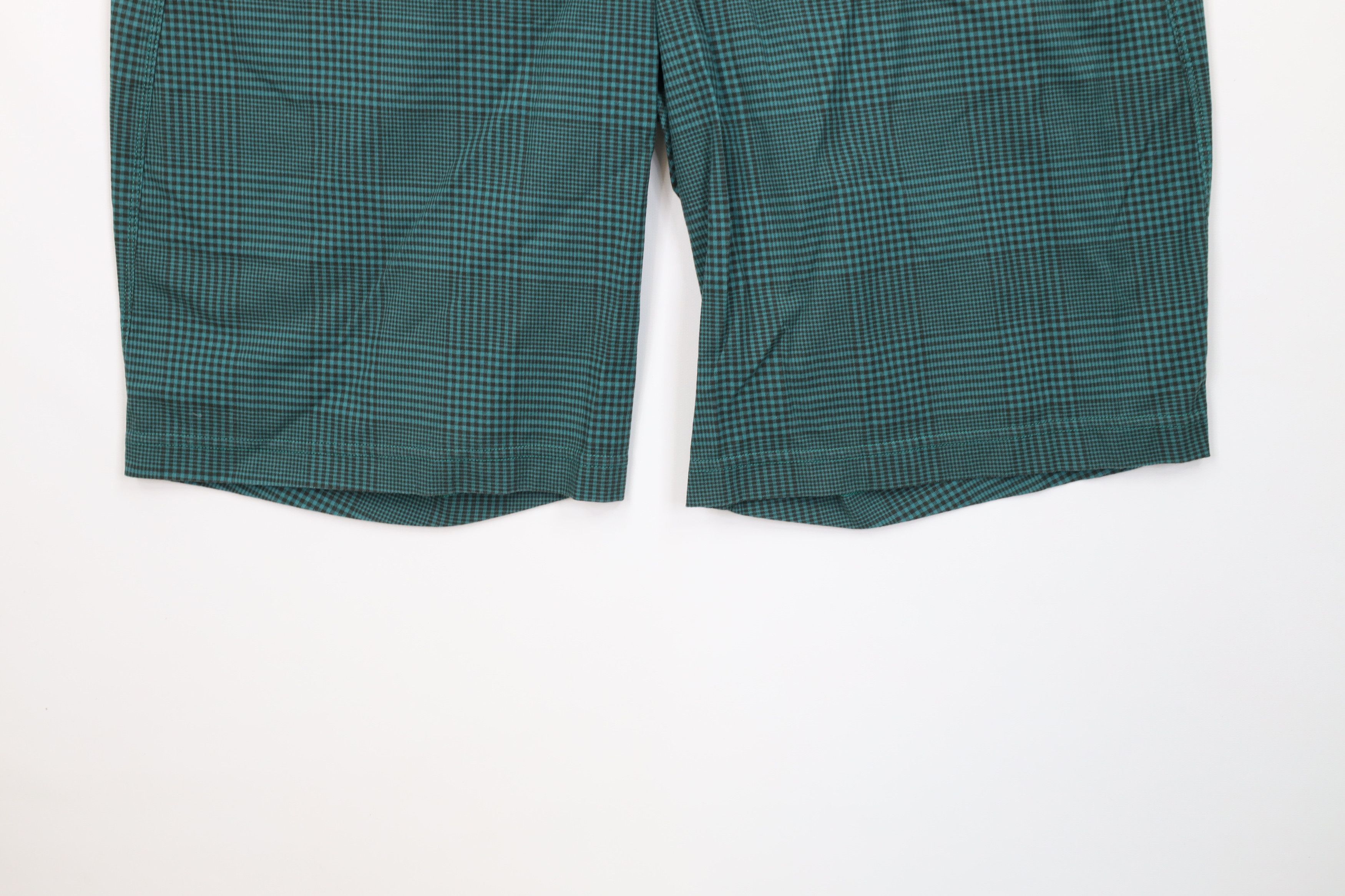 Lululemon Lululemon Flat Front Golfing Golf Chino Shorts Green Plaid Size US 34 / EU 50 - 4 Thumbnail