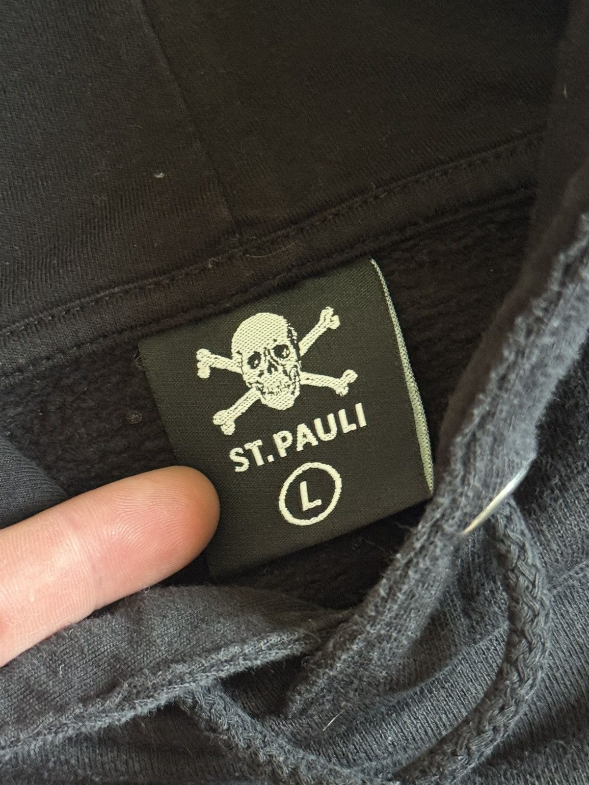 Vintage ST.PAULI RETRO hoodie big logo skeleton 💀 bones jumper Size US L / EU 52-54 / 3 - 17 Thumbnail