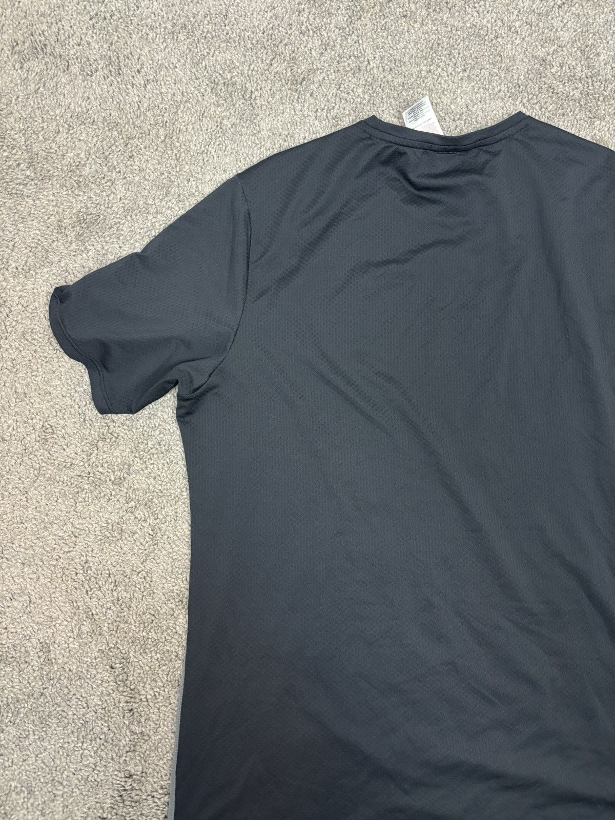 Gymshark Gray and black gymshark athletic workout tshirt Size US L / EU 52-54 / 3 - 2 Thumbnail