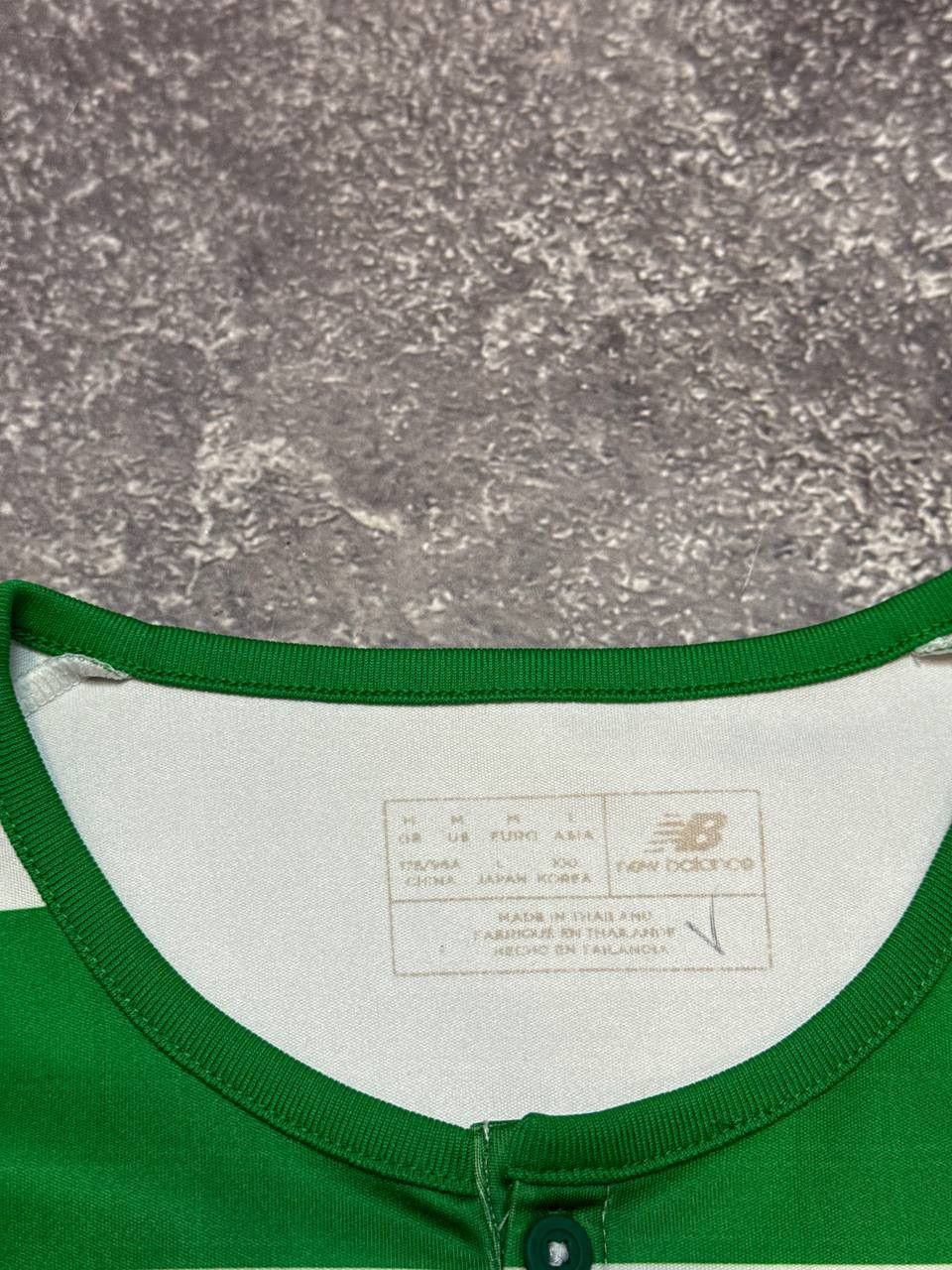 New Balance Mens celtic football jersey Size US M / EU 48-50 / 2 - 5 Thumbnail