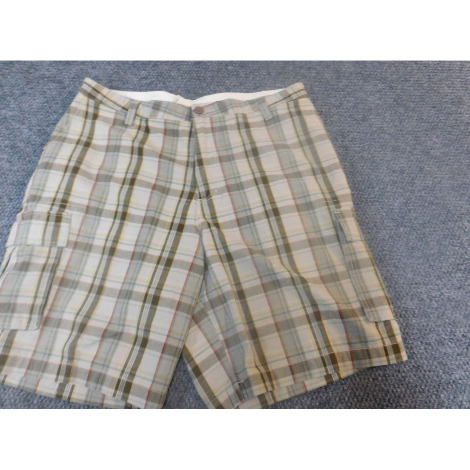 Dockers DOCKERS Cargo Shorts 36 Beige Plaid Flat Front Relaxed Mens Regular Size 36 Casual Beige Cotton Knit Logo utility breathable 90s? Size US 42 / EU 58 - 4 Thumbnail