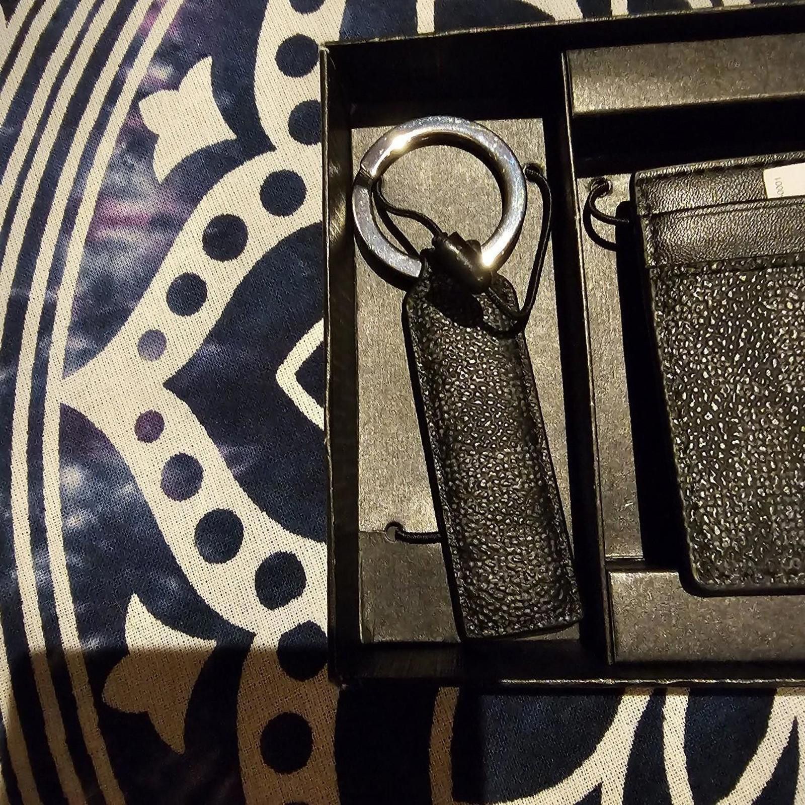 Michael Kors Michael Kors Men's Black and Grey Wallet & Keychain Size ONE SIZE - 3 Thumbnail