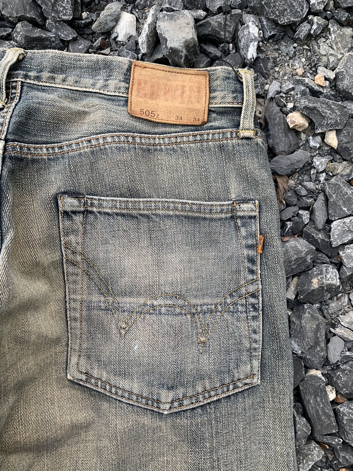 Edwin VINTAGE EDWIN 505Z SELVEDGE RUSTY JAPANESE DISTRESSED DENIM Size US 34 / EU 50 - 14 Thumbnail