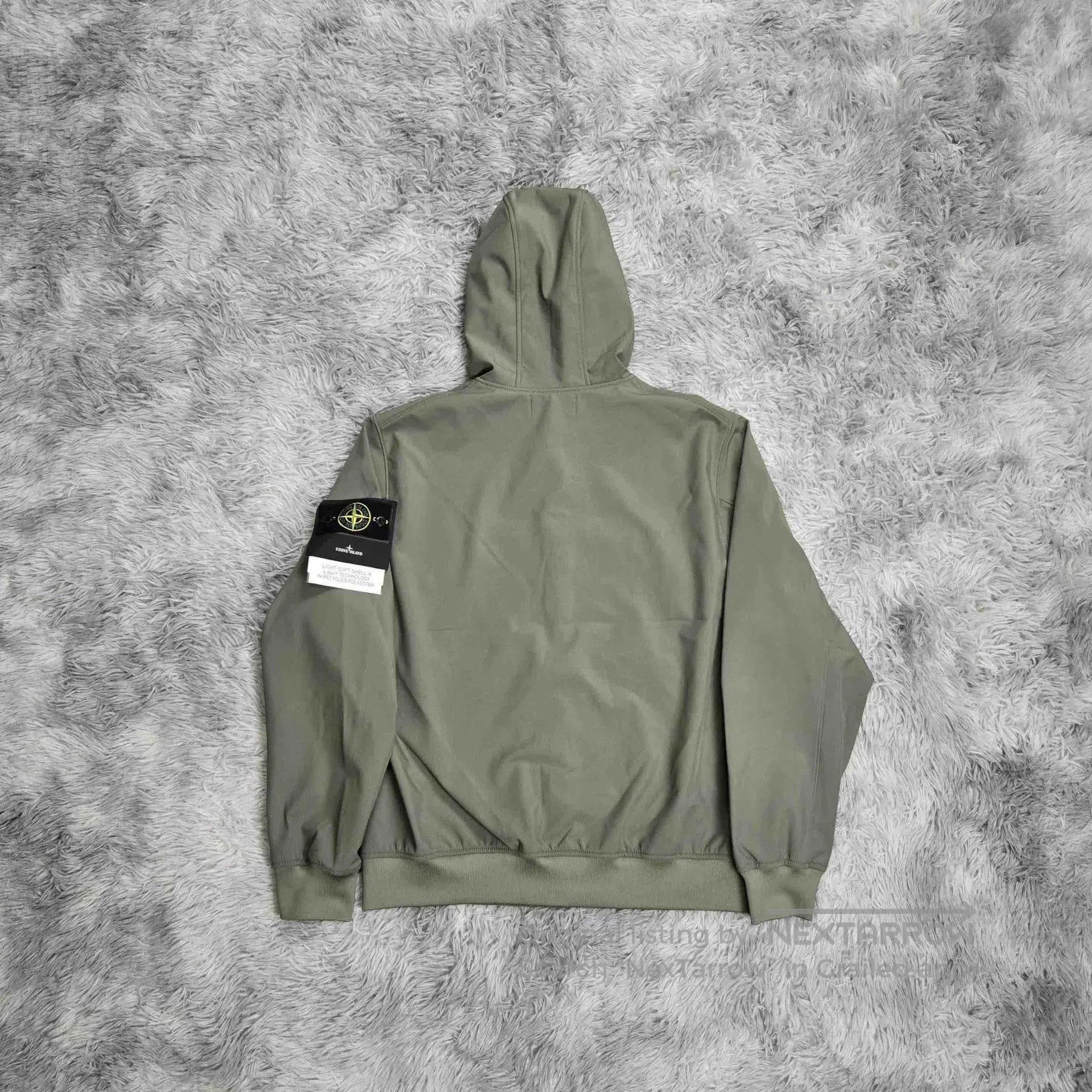 Stone Island stone island soft shell hooded jacket for men. Size US M / EU 48-50 / 2 - 2 Thumbnail