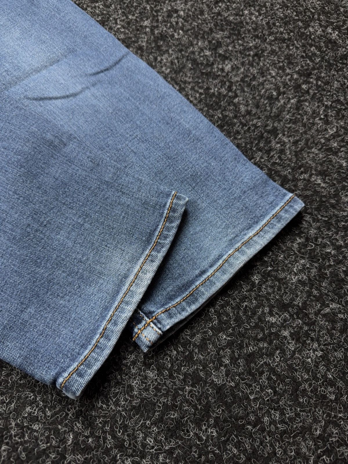 Diesel 00s Luxury Y2K Diesel Thommer Slim Skinny Distressed Jeans Size US 33 - 16 Thumbnail