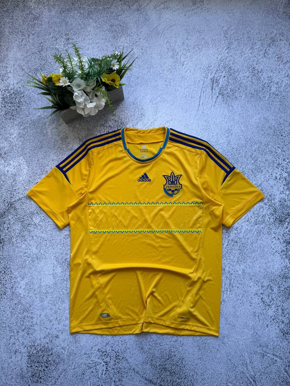 Adidas × Vintage 2011/2012 Ukraine National Adidas Home Soccer Jersey Kit Size US XL / EU 56 / 4 - 1 Thumbnail