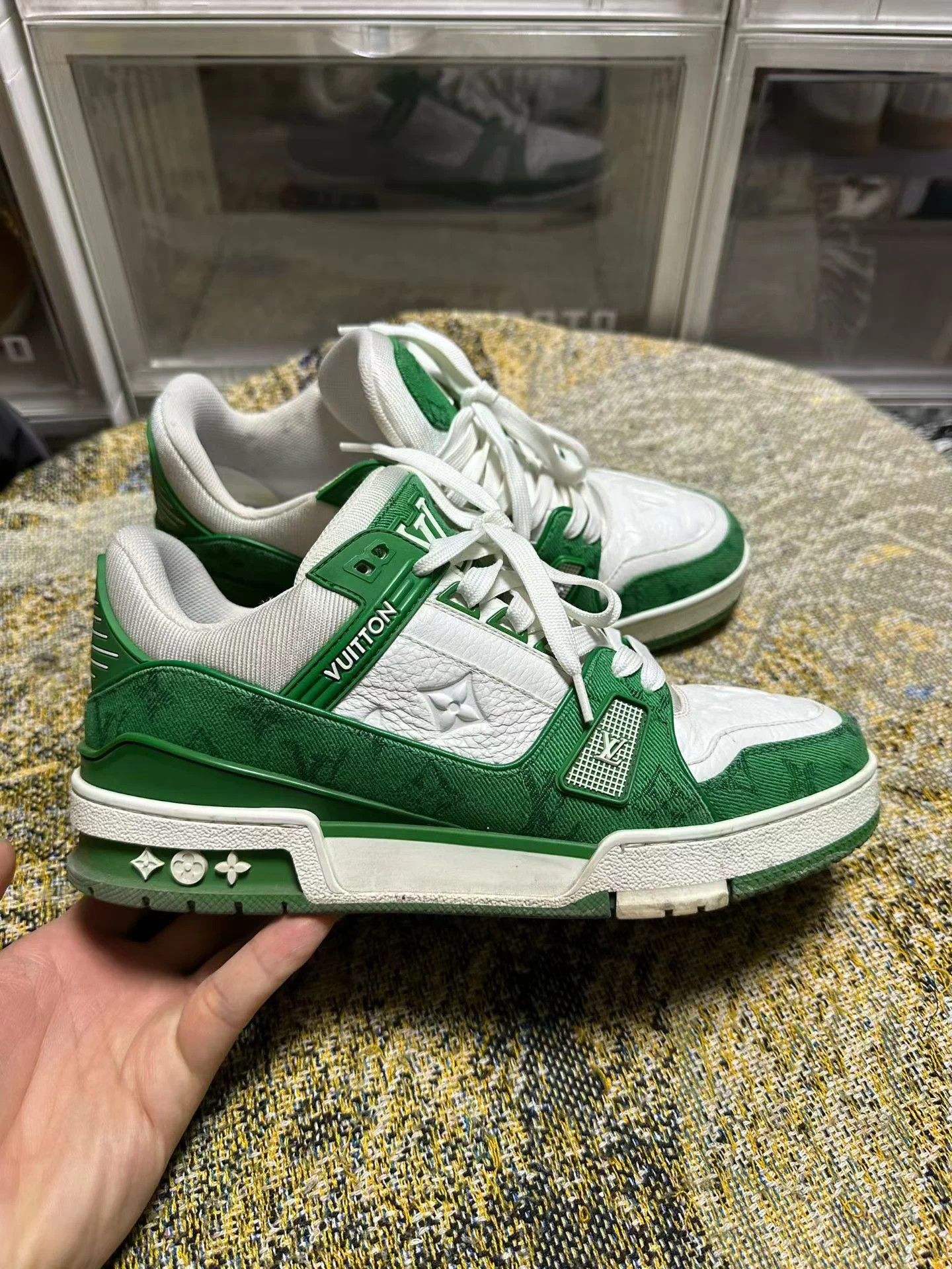 Louis Vuitton LOUIS VUITTON Trainer men's green white low-top 6 unworn Size US 6 / EU 39 - 1 Thumbnail