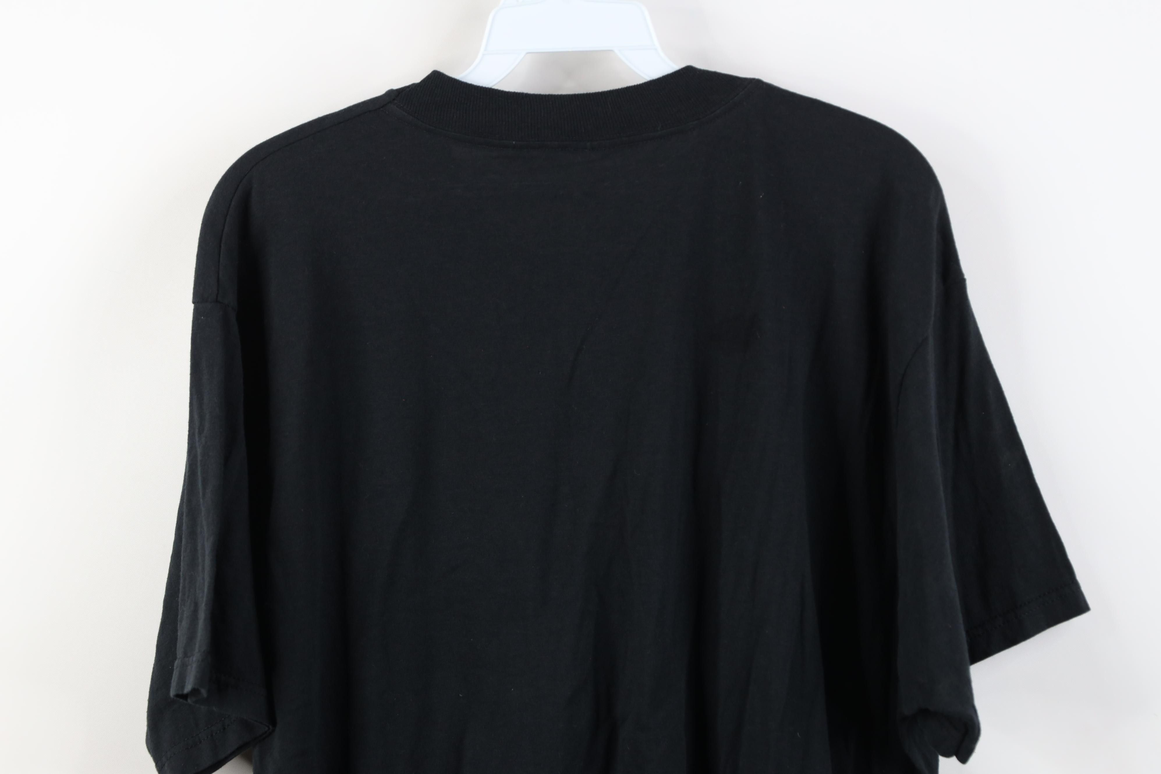 Vintage Vintage 90s Streetwear Pocket Short Sleeve T-Shirt Black Size US XXL / EU 58 / 5 - 11 Thumbnail