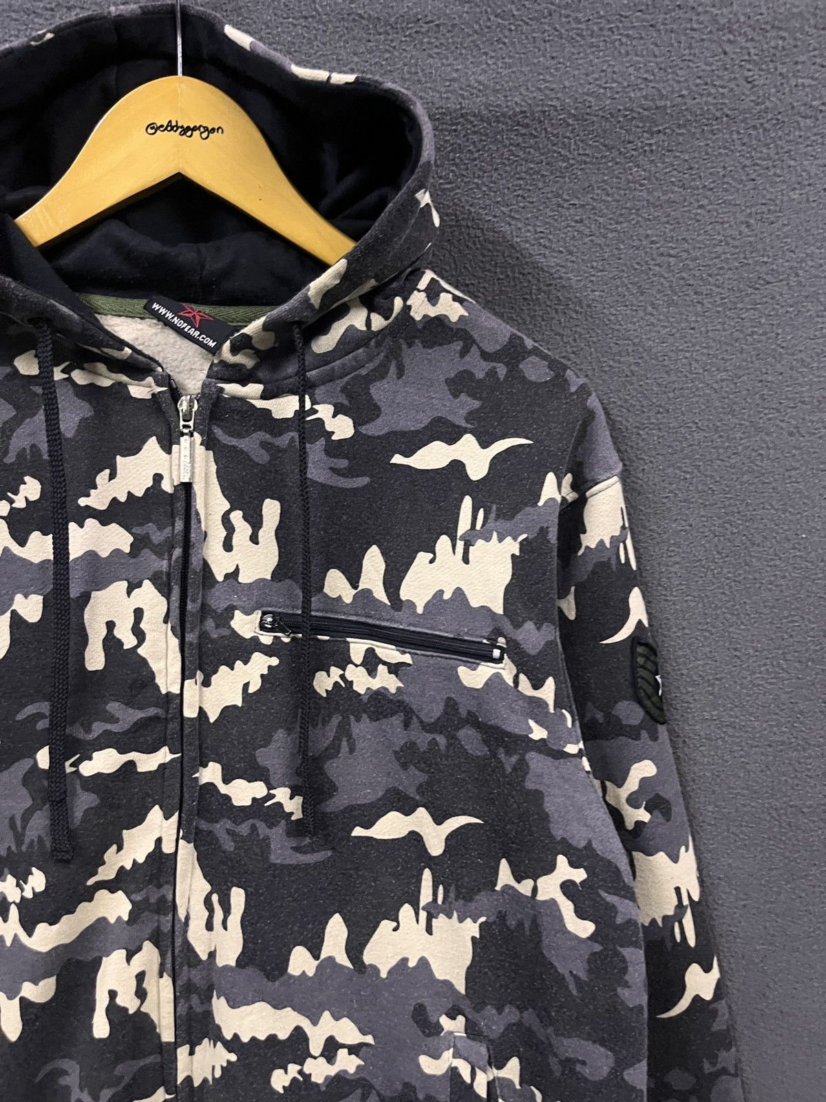 No Fear × Playboi Carti VINTAGE NO FEAR ARMY CAMO HOODIE Size US M / EU 48-50 / 2 - 5 Thumbnail