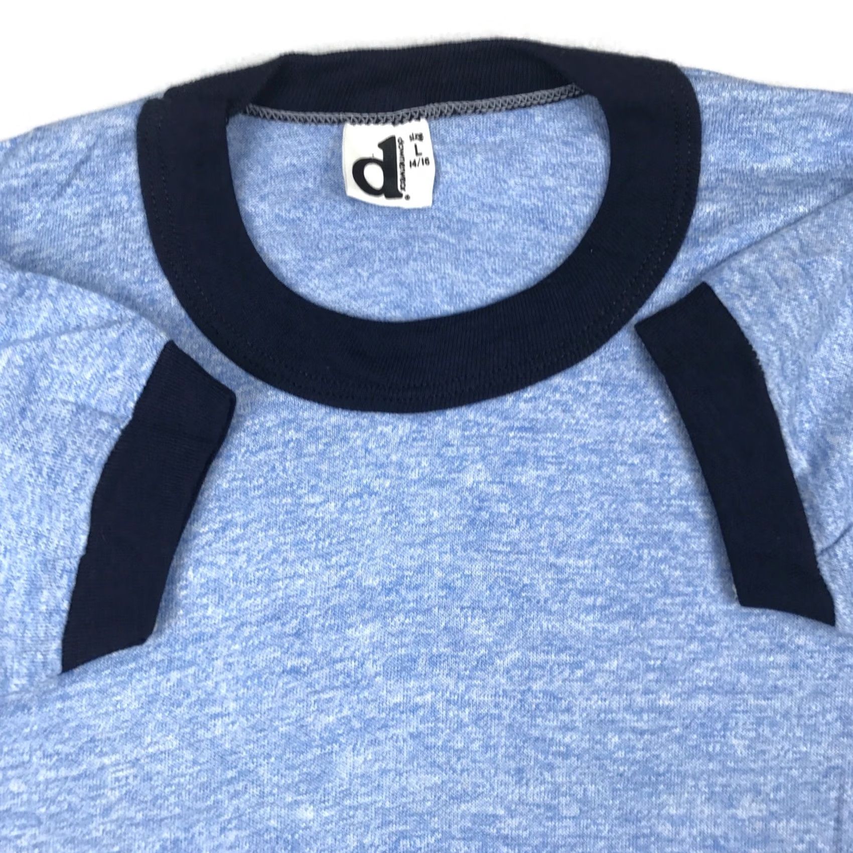 Vintage VINTAGE NOS 80s BLANK BLUE RAYON TRI-BLEND RINGER T-Shirt XS Men Blue 80s 90s Mens XS T-Shirt Regular Crew Neck Short Sleeve Vintage Size US XS / EU 42 / 0 - 2 Thumbnail