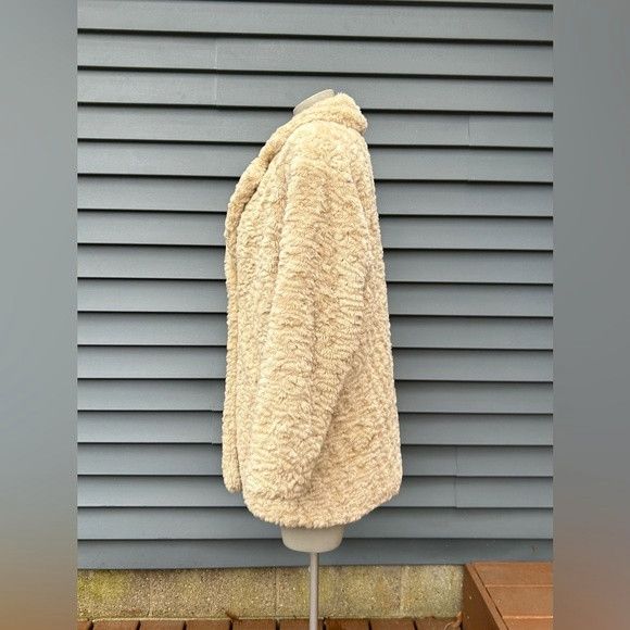 Calvin Klein Calvin Klein Beige Mid Length Faux Fur Coat~M~ Size M / US 6-8 / IT 42-44 - 3 Thumbnail