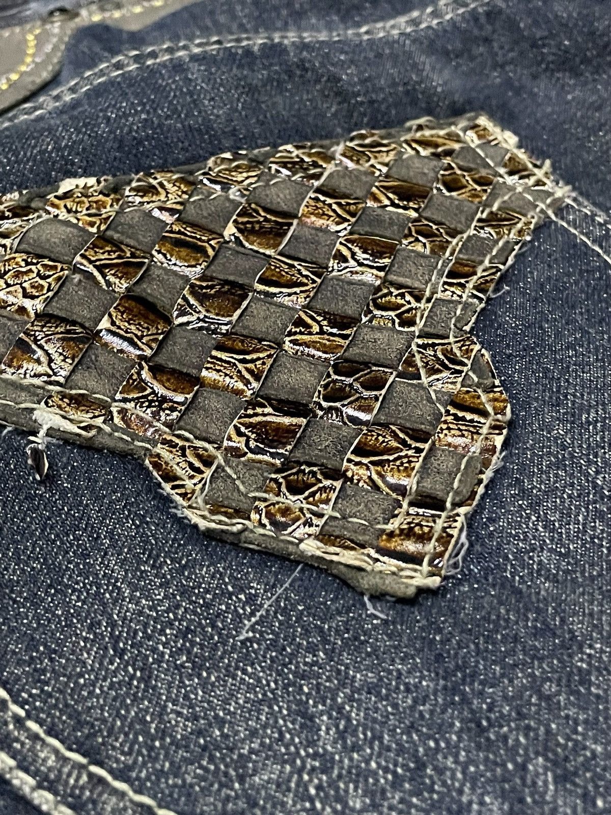 Japanese Brand × Tornado Mart Beach Sound Japan Studded Gems Leather Snake Trimmed Jeans Size US 30 / EU 46 - 10 Thumbnail