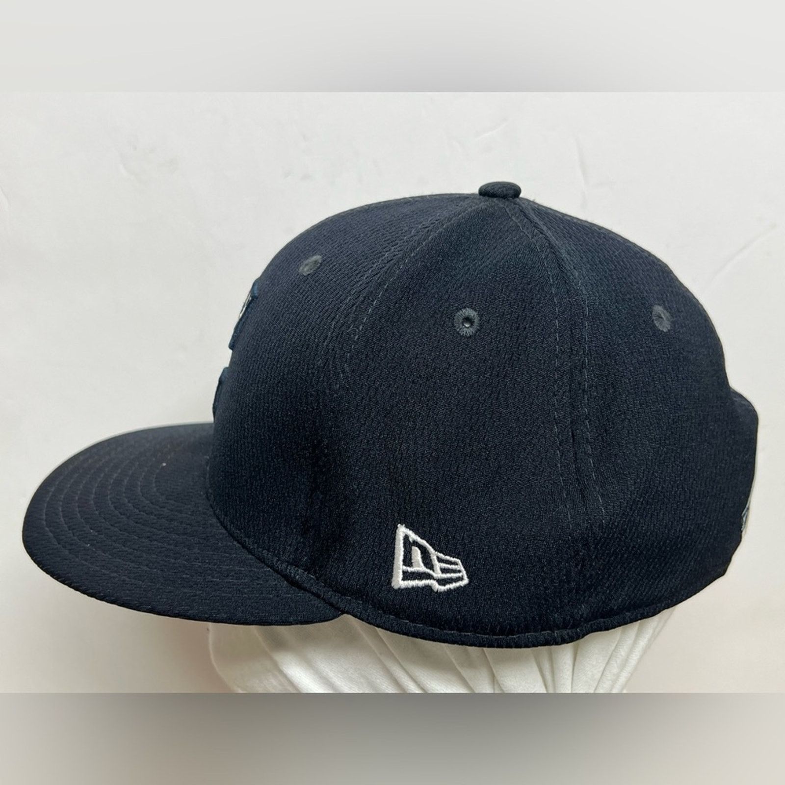 New Era Game Worn New Era Cleveland Indians On-Field Hat 7 3/8 Size ONE SIZE - 5 Thumbnail