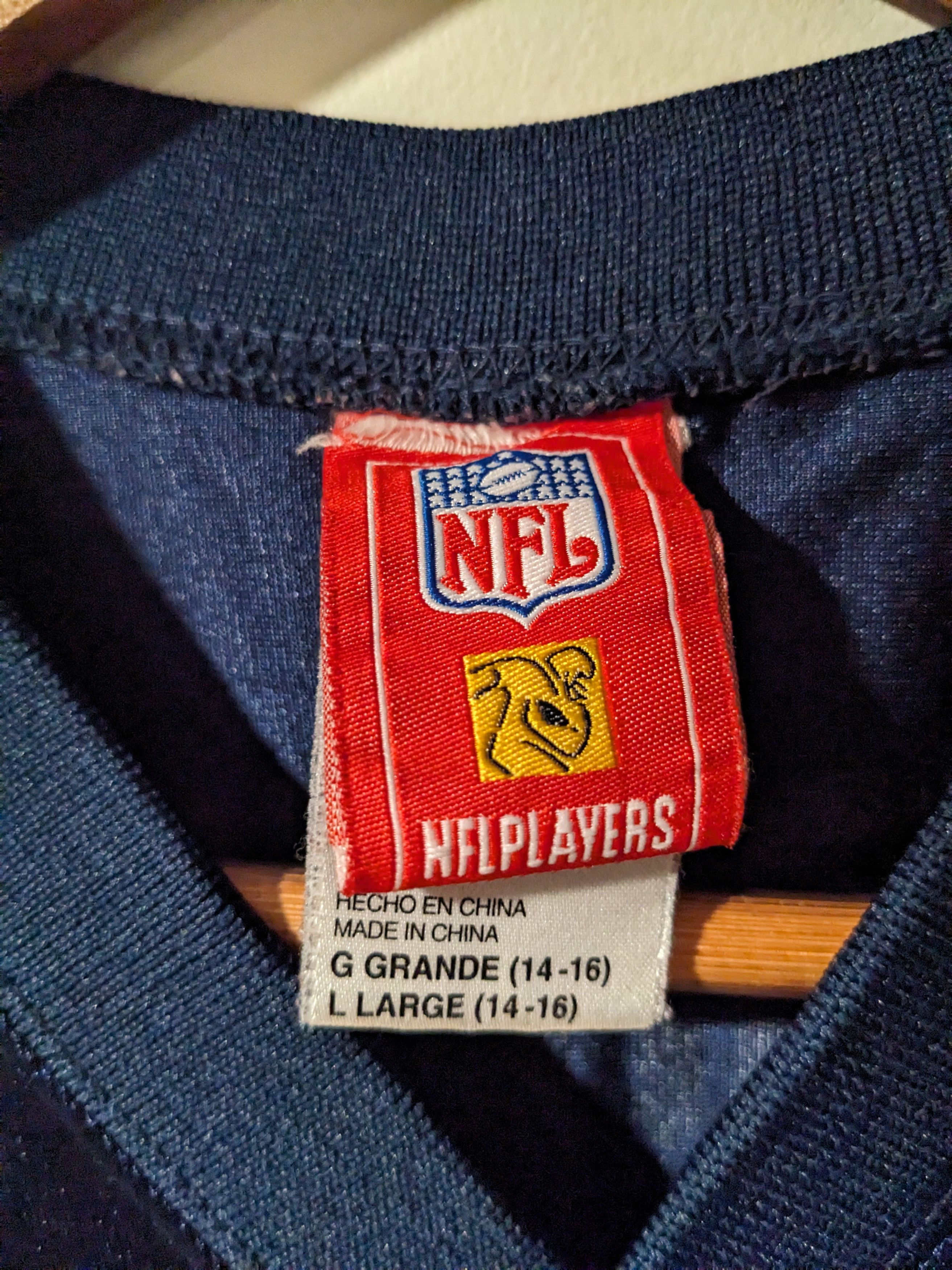NFL × Vintage Vintage Vince Young Tennessee Titans NFL Youth Jersey Size US L / EU 52-54 / 3 - 9 Thumbnail