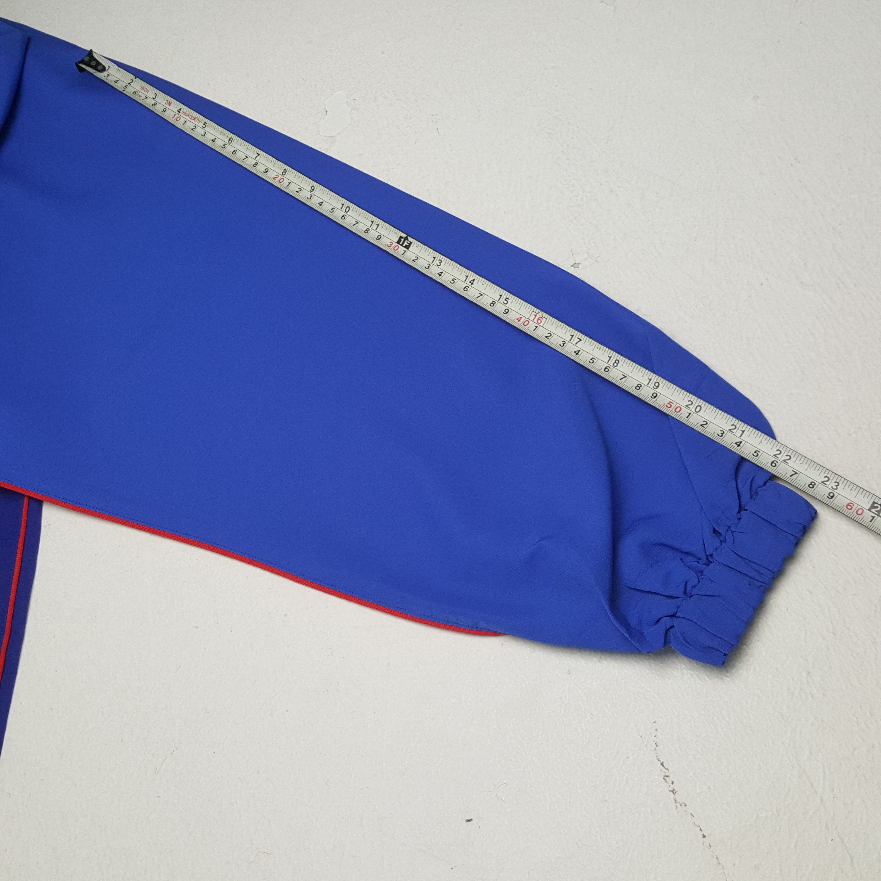 Japanese Brand × Vintage Vintage JAPAN FOOTBALL Japanese Sportswear Sweatshirts Size US L / EU 52-54 / 3 - 5 Thumbnail
