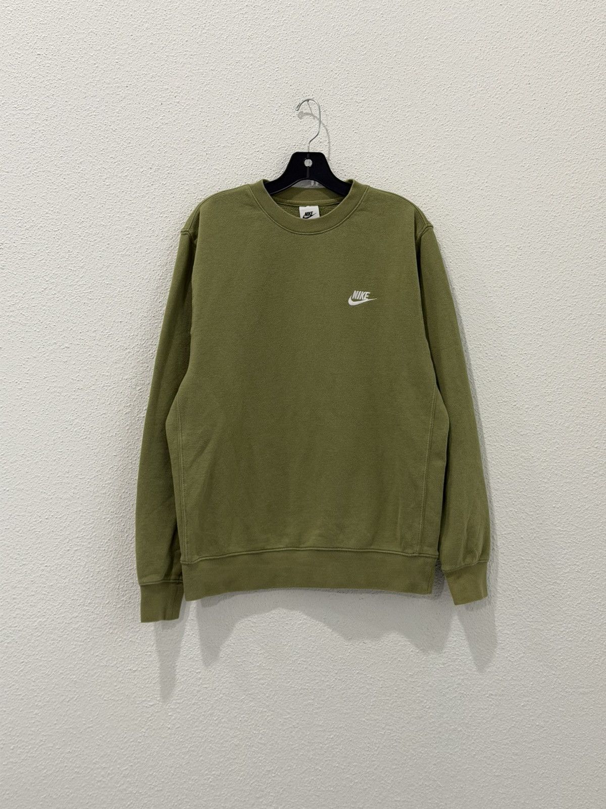 Nike Nike Essential Side Swoosh Olive Green Crewneck Men’s Medium Size US M / EU 48-50 / 2 - 1 Thumbnail
