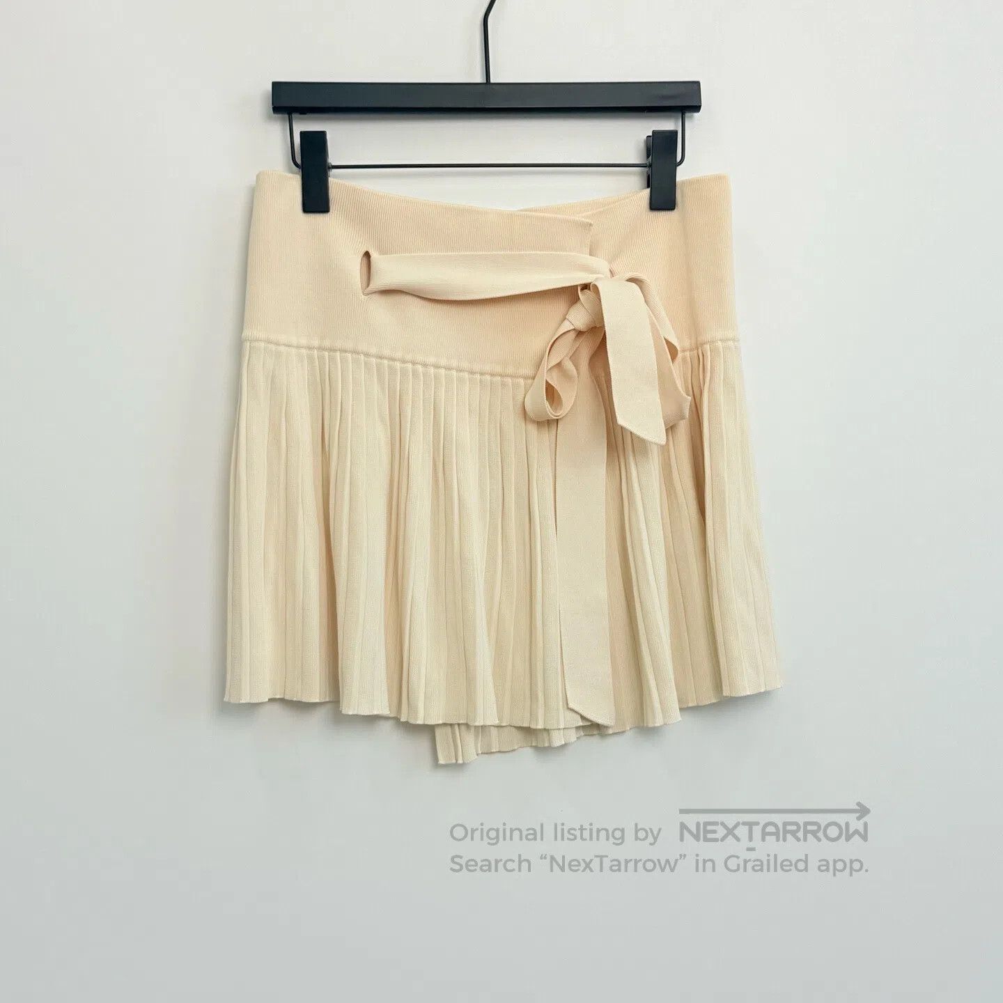 Hermes Hermes Beige Knit Pleated Skirt| Size 35" - 1 Thumbnail