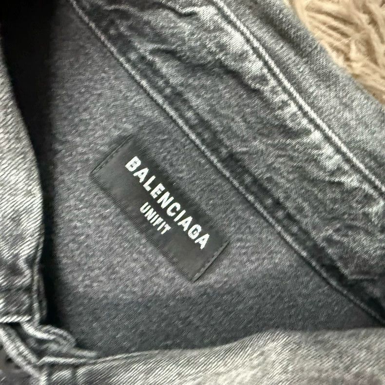 Balenciaga Balenciaga SS21 Ripped Denim Shirt Jacket Size US L / EU 52-54 / 3 - 2 Thumbnail