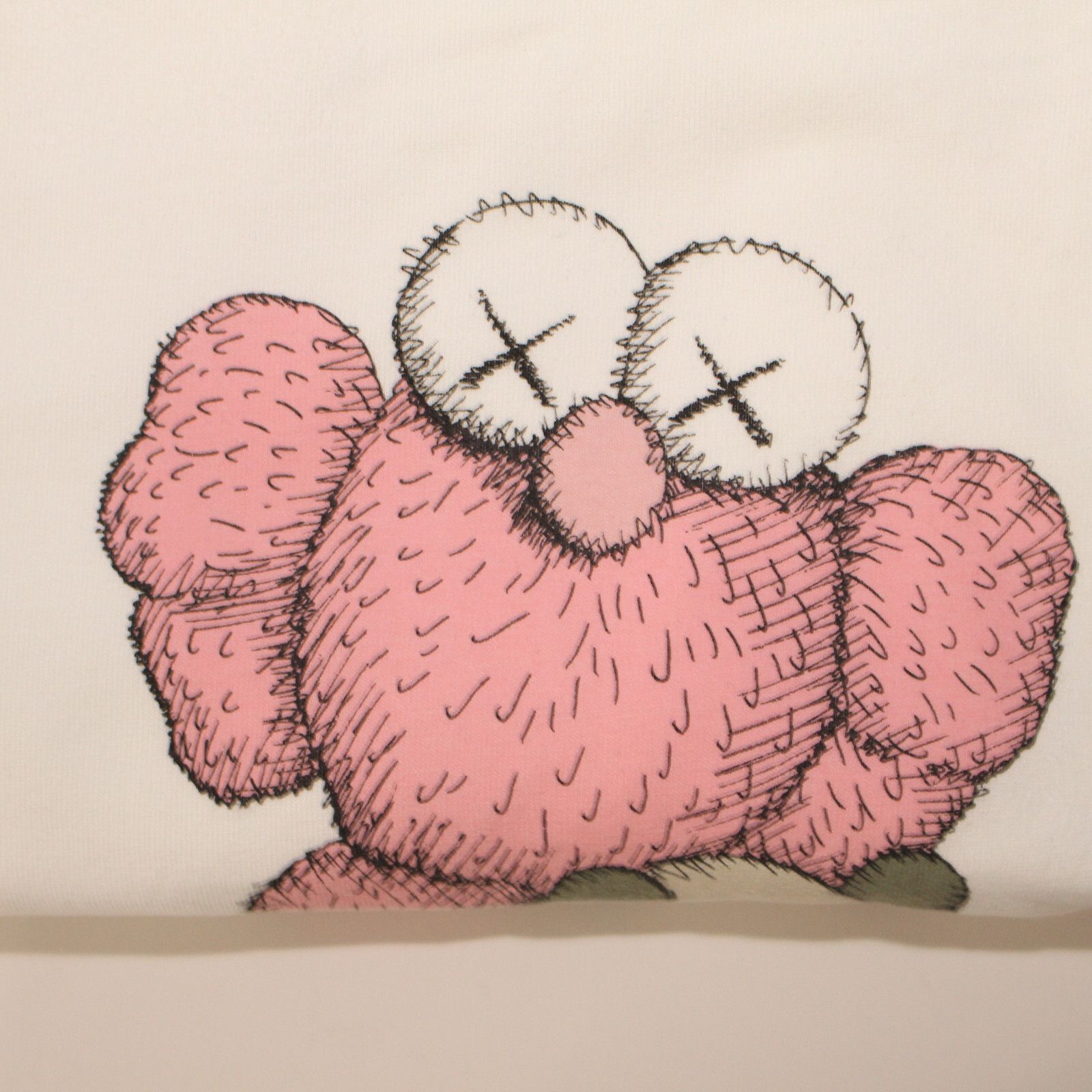 Kaws KAWS x Uniqlo Take White Tee - Size XL - New with Defects Size US XL / EU 56 / 4 - 3 Thumbnail