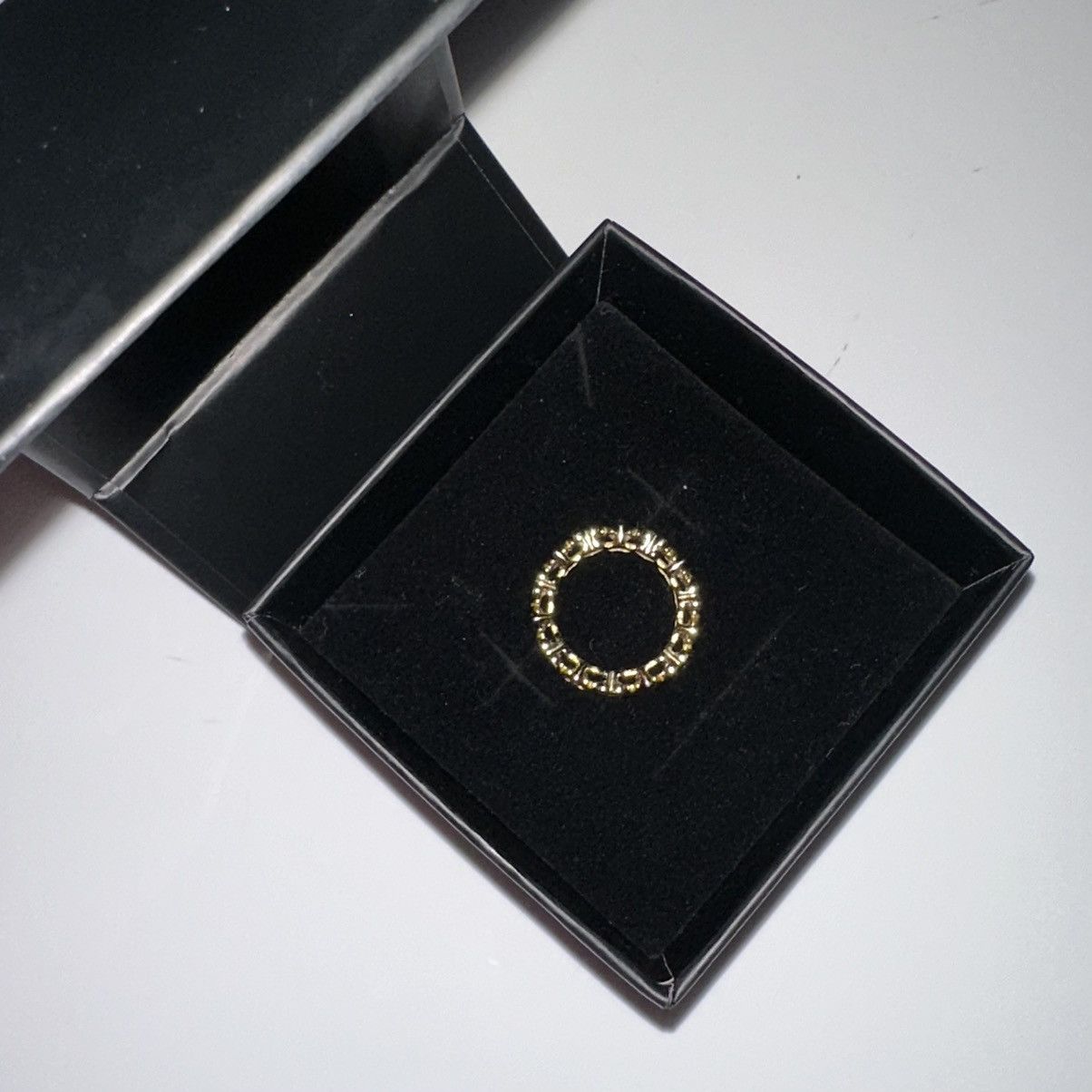 Other The m jewelers pave heart eternity band Size ONE SIZE - 6 Thumbnail