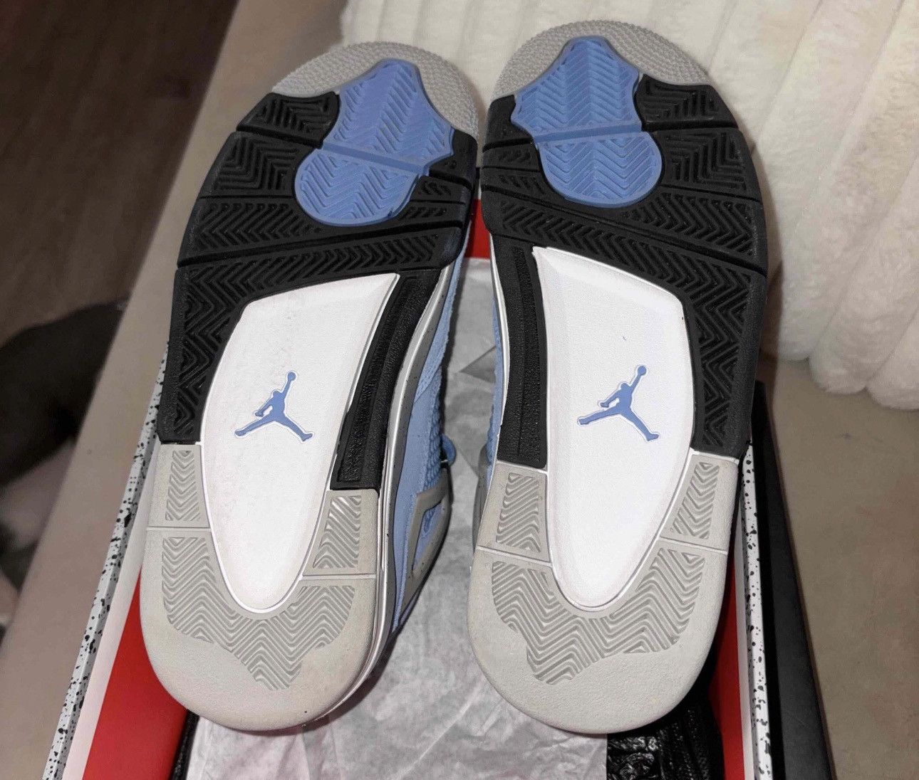 Jordan Brand Jordan 4 University Blue (NDS) 6.5GS Size US 6.5 / EU 39-40 - 7 Thumbnail