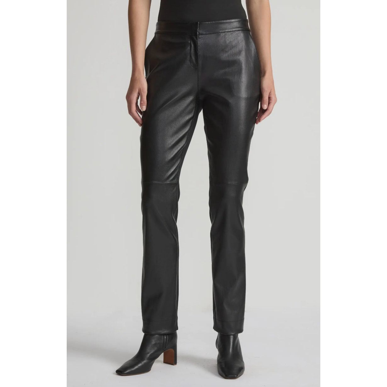 Lafayette 148 Lafayette 148 New York Manhattan Leather Pants sz. 4 Size 27" / US 4 / IT 40 - 1 Thumbnail