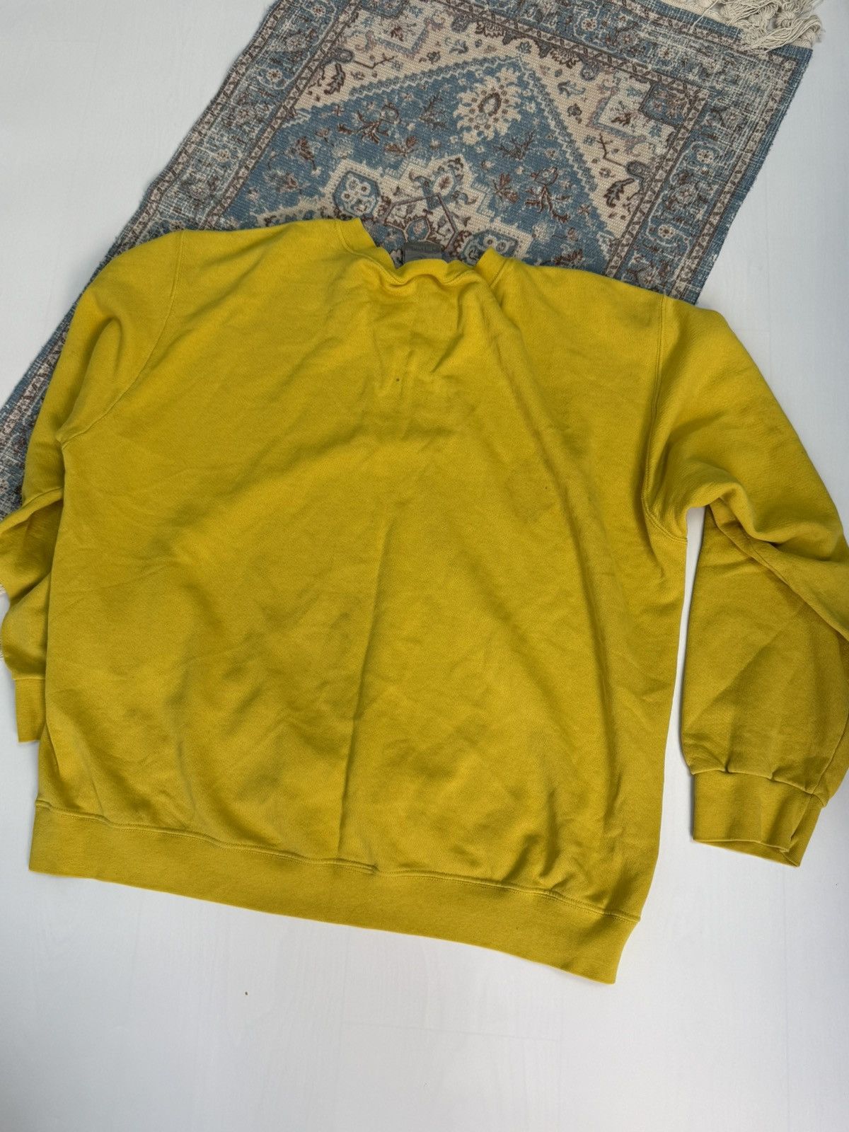 Nike Vintage 2000s Nike Yellow Sweatshirt Size US XL / EU 56 / 4 - 5 Thumbnail