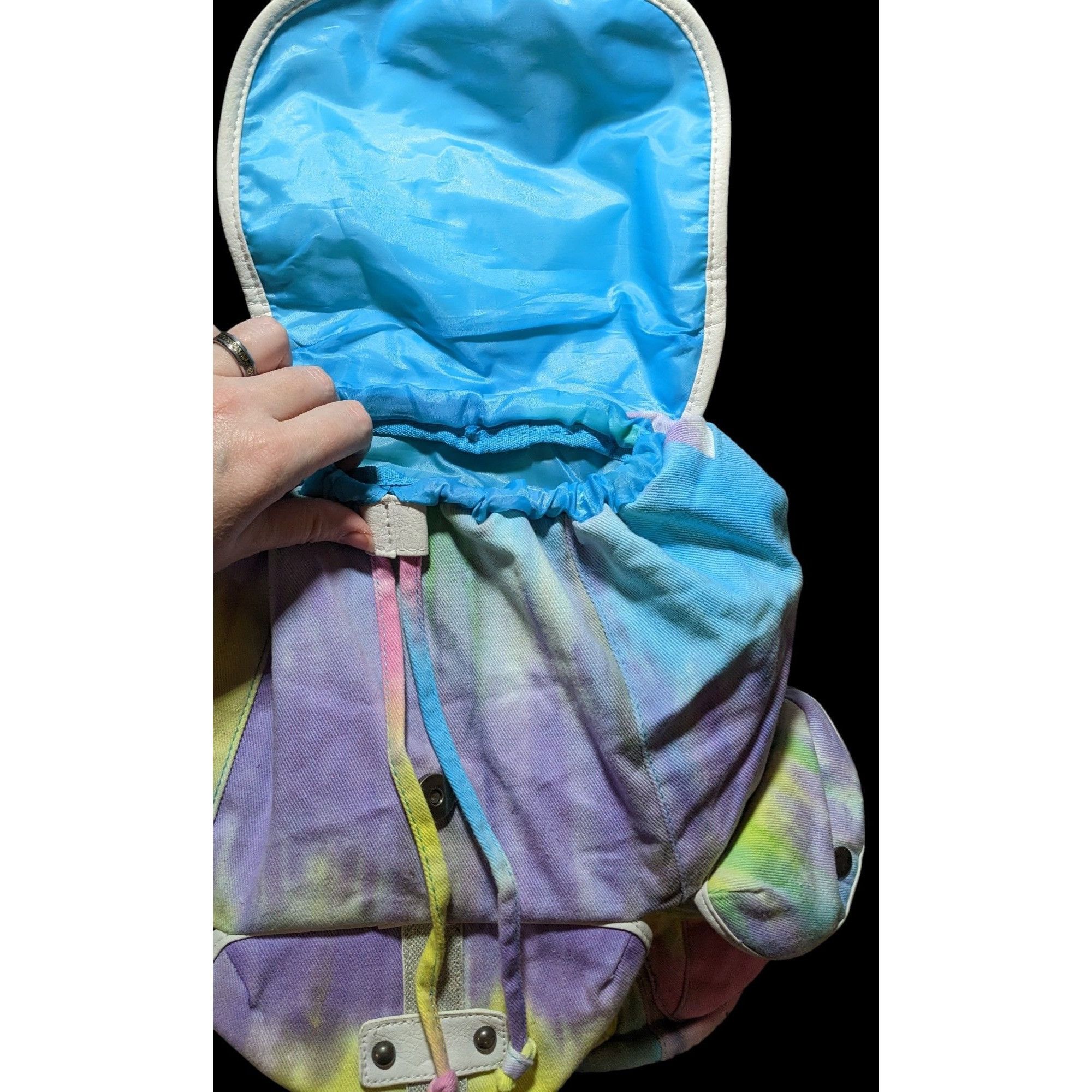 Other Candies Rainbow Tie Dye Glitter Strap Backpack Size ONE SIZE - 7 Thumbnail