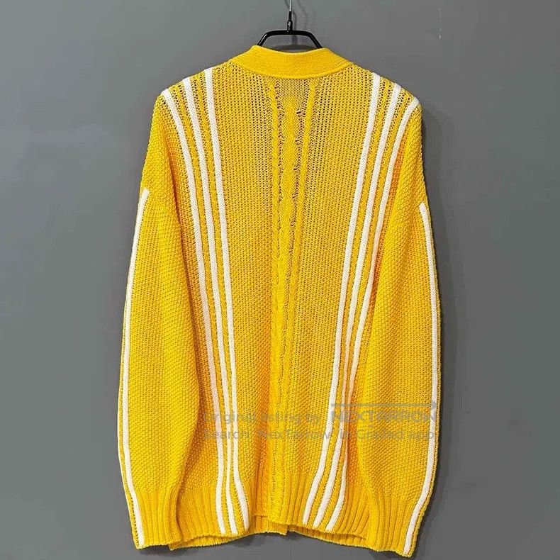 Gucci Gucci Co-branded three-striped yellow knitted cardigan coa Size M / US 6-8 / IT 42-44 - 3 Thumbnail