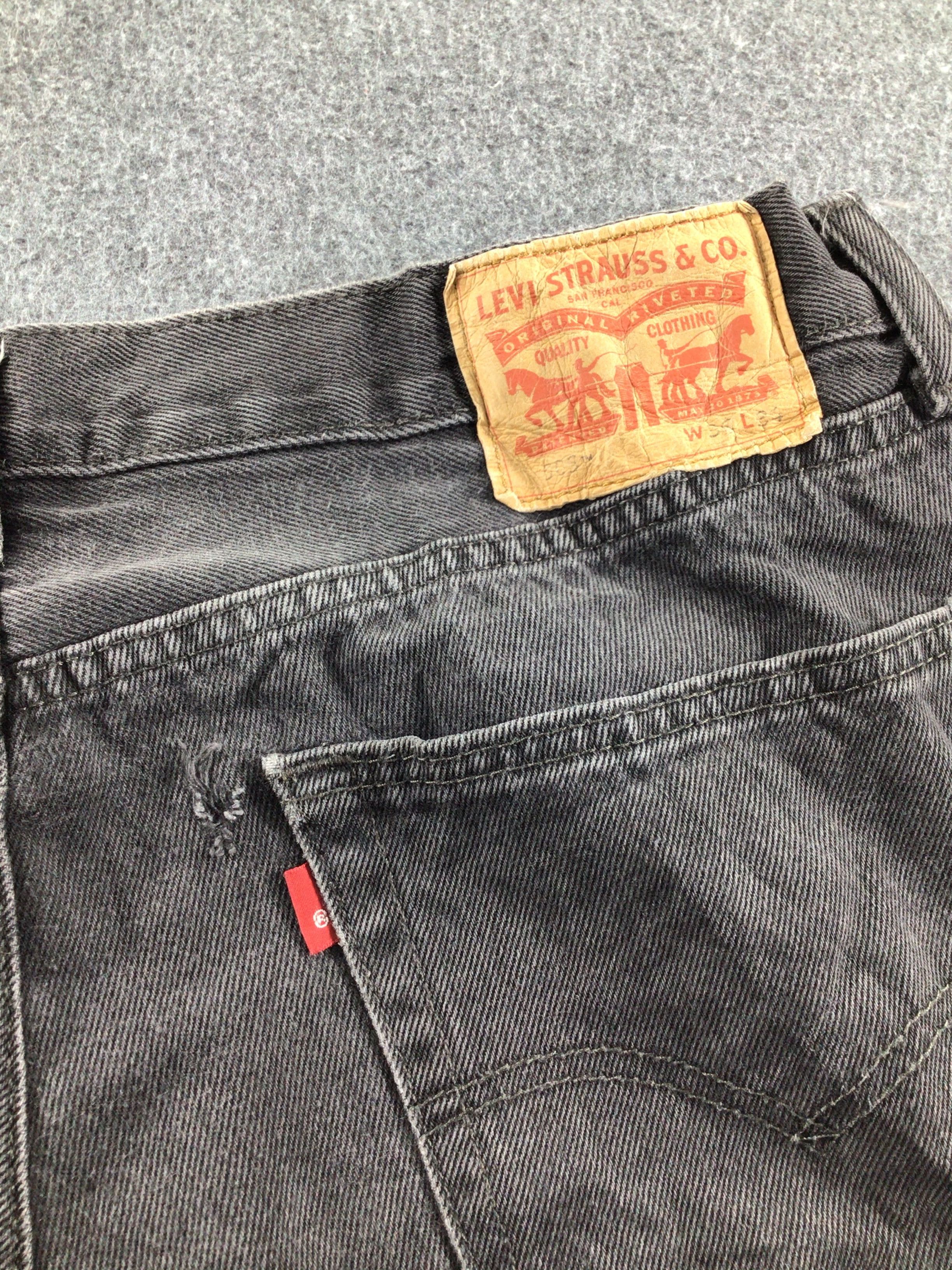 Levi's Vintage Levis 505 Jeans Levi's Faded Black -J547 Size US 35 - 5 Thumbnail