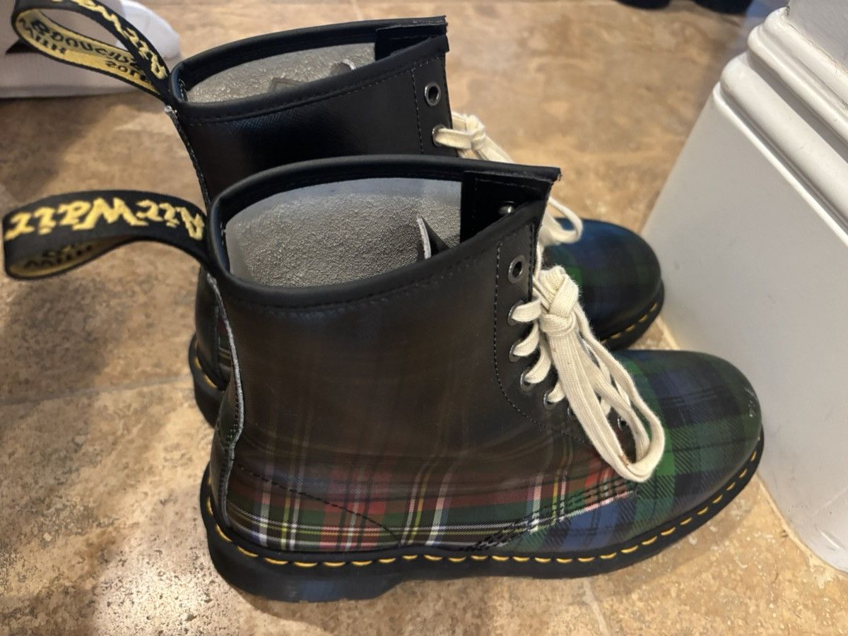Dr. Martens Dr Martin Boots Size US 10 / EU 43 - 5 Thumbnail