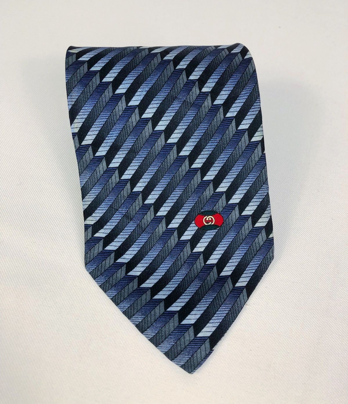Gucci Rare Vintage Gucci Silk Tie Size ONE SIZE - 1 Thumbnail