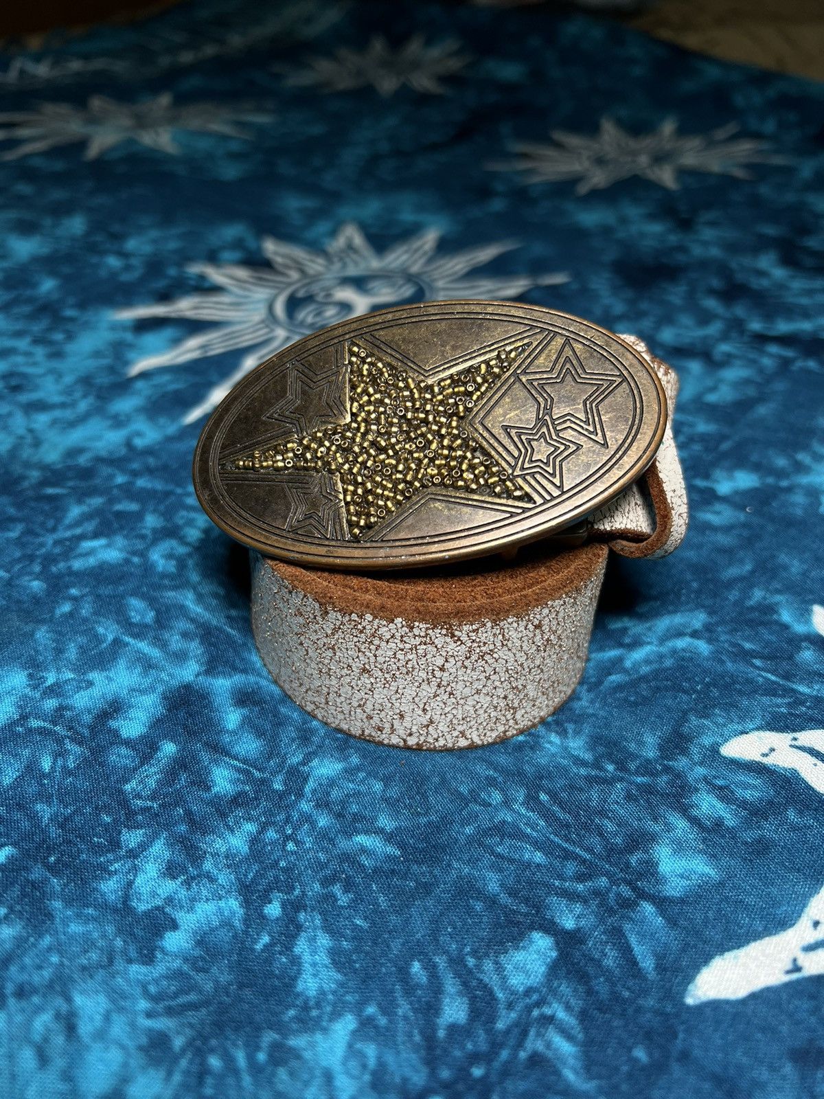 Vintage Vintage Avant Garde Vintage Leather Star belt Y2K Size 30 - 24 Thumbnail