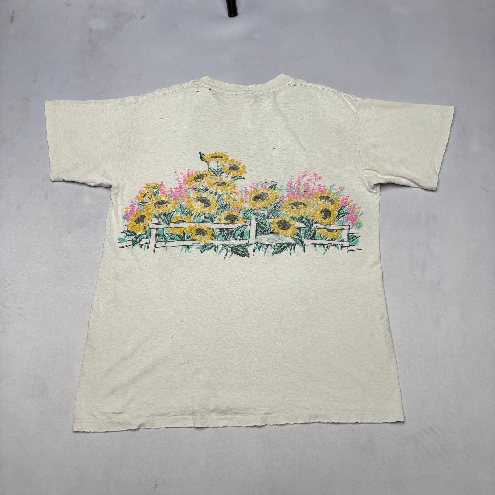 Vintage Vintage 90s Beaver Creek Sunflower Shirt 22x28 Distressed Size US L / EU 52-54 / 3 - 5 Thumbnail