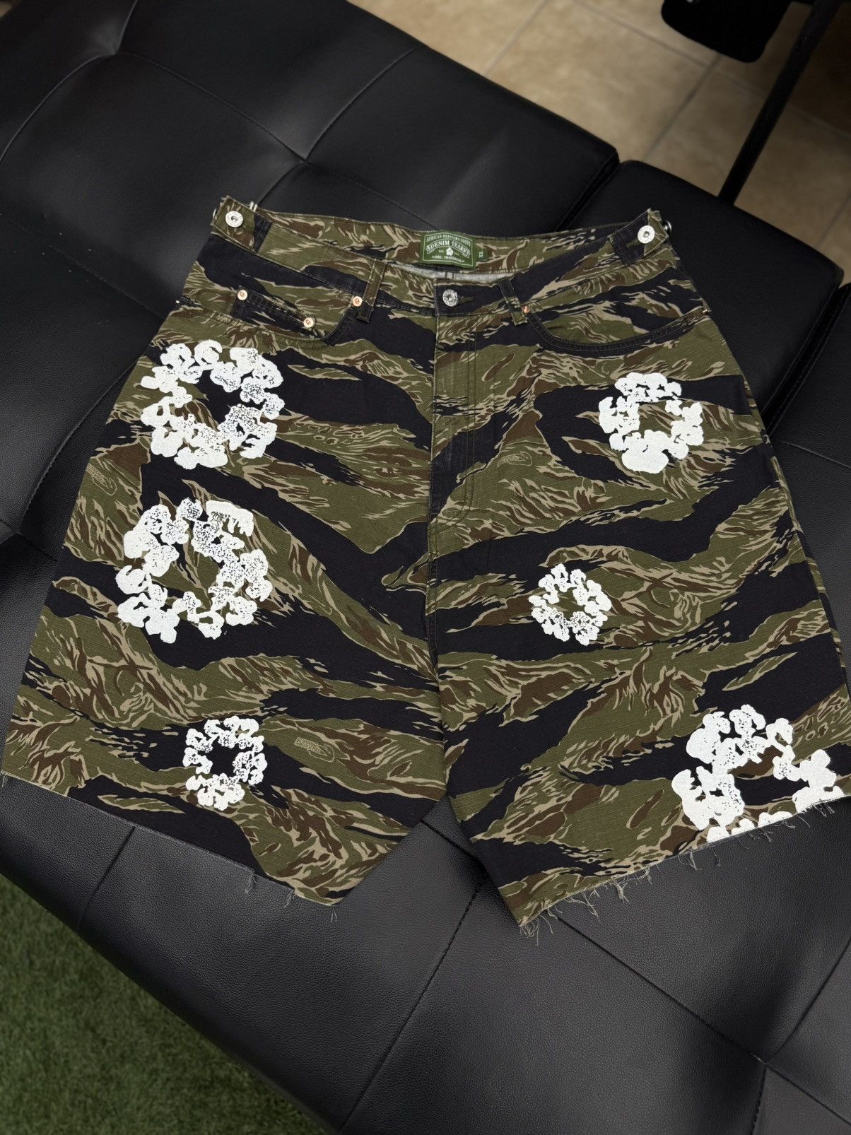 DENIM TEARS Denim Tears Tiger Camo Shorts | Grailed