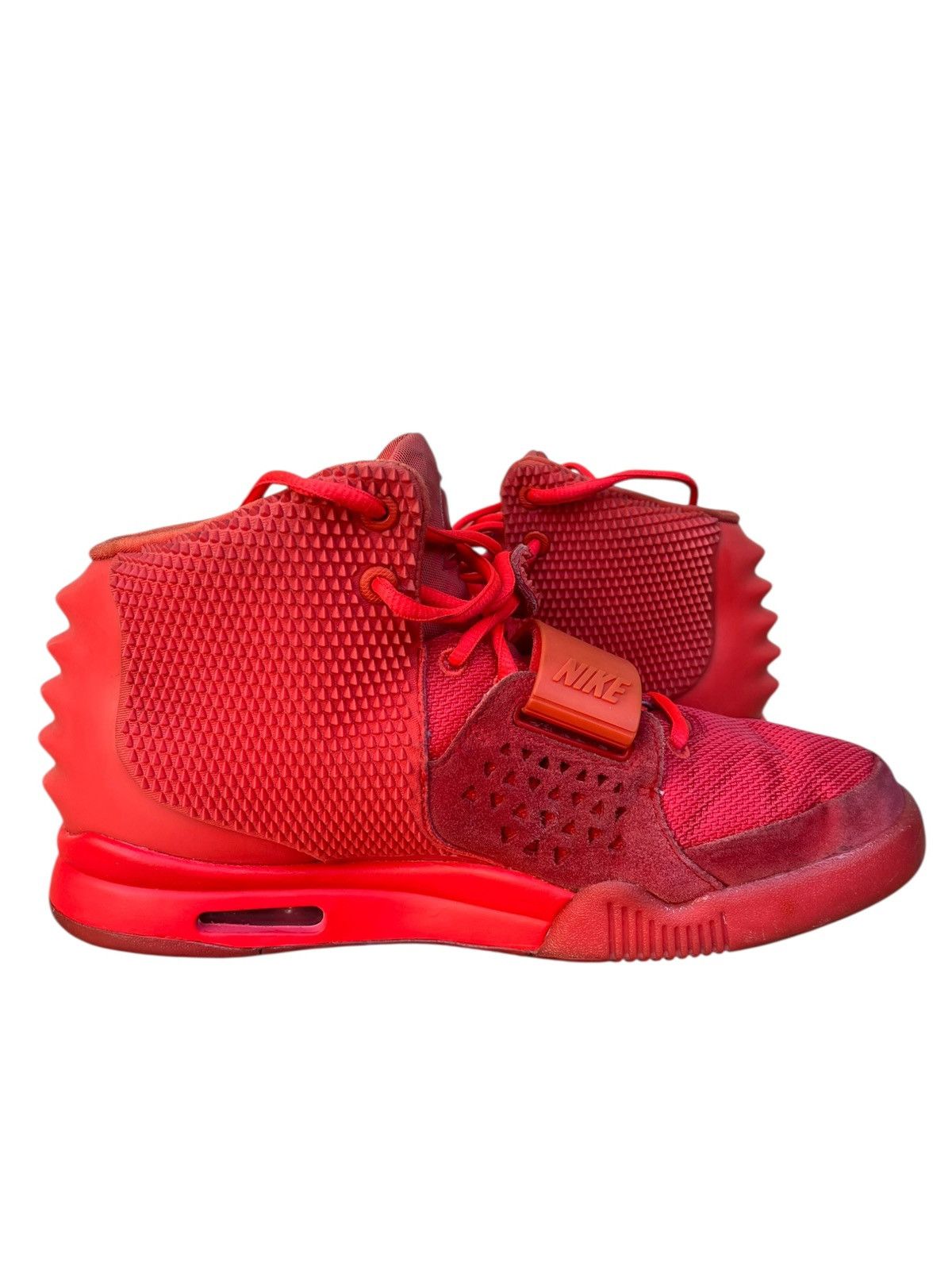 Kanye West × Nike Nike Yeezy red Octobers Size US 9.5 / EU 42-43 - 6 Thumbnail