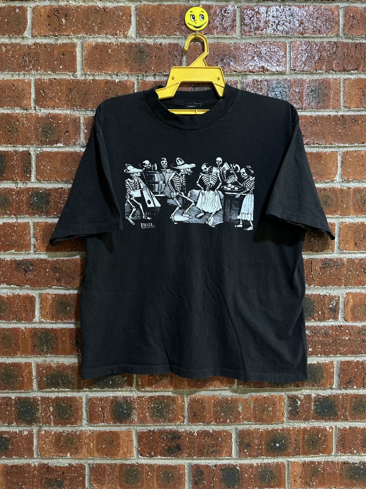 Vintage Vintage 90s Art Skulls Posada Faded Tee Size US L / EU 52-54 / 3 - 1 Thumbnail