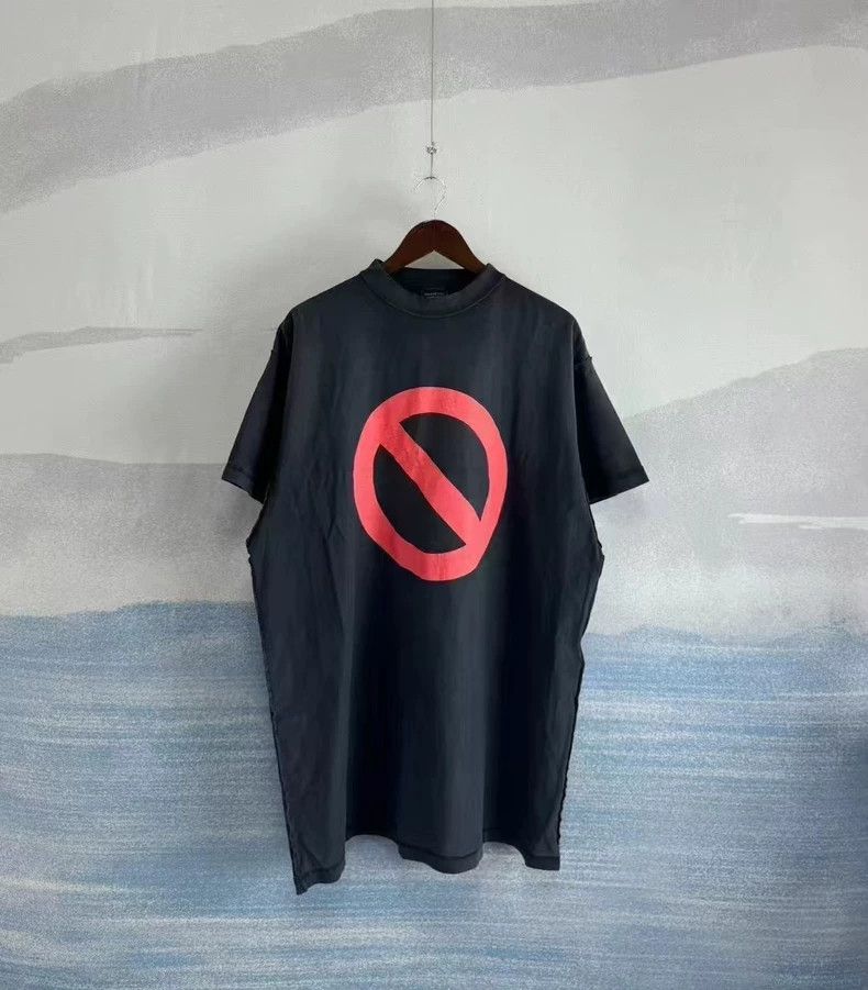 Balenciaga Balenciaga Black bands are forbidden to wear short sleeves Size US M / EU 48-50 / 2 - 1 Thumbnail