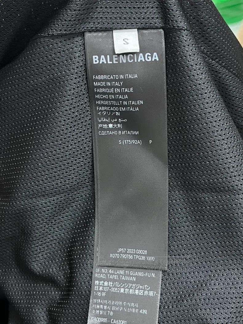 Balenciaga Balenciaga Black and Red 3B Color-Blocked Zip-Up Stand-Up Size US S / EU 44-46 / 1 - 6 Thumbnail