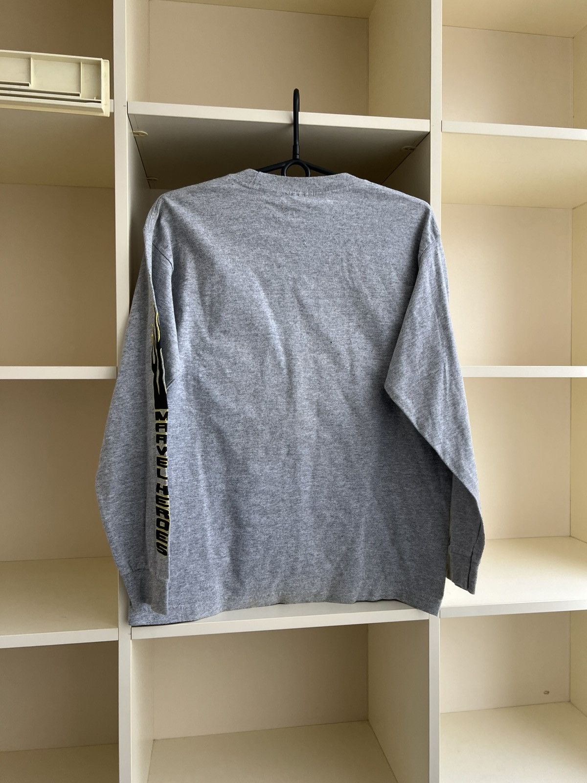 Marvel Comics Vintage 2002 Marvel Sweatshirt comics tee Size M Size US M / EU 48-50 / 2 - 11 Thumbnail