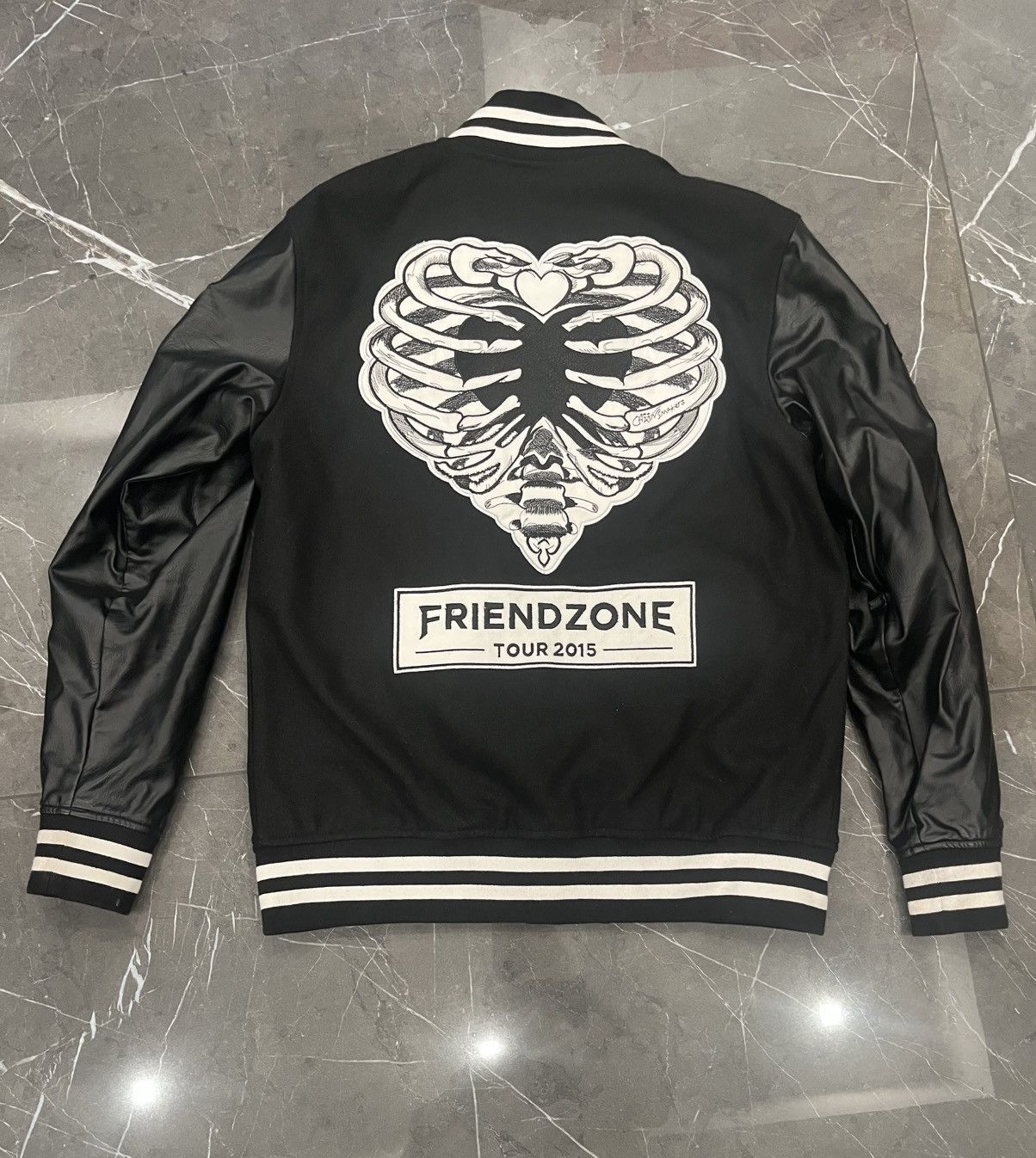 Band Tees Chainsmokers 2015 Friend Zone Tour Limited Edition Jacket Size US L / EU 52-54 / 3 - 8 Thumbnail