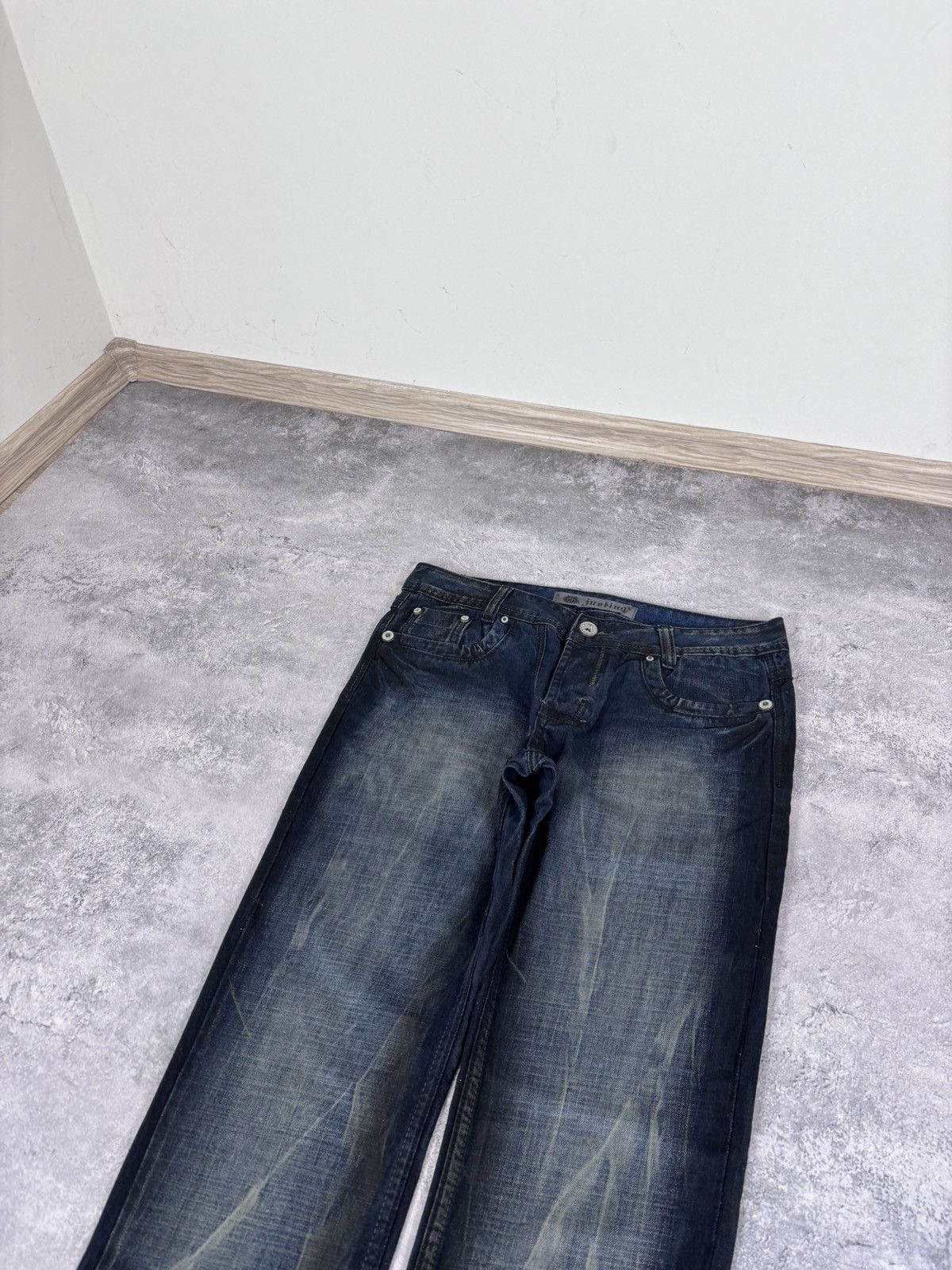 Japanese Brand Vintage Justing Y2K Dark Blue Faded Wash Denim Jeans Size US 32 / EU 48 - 4 Thumbnail