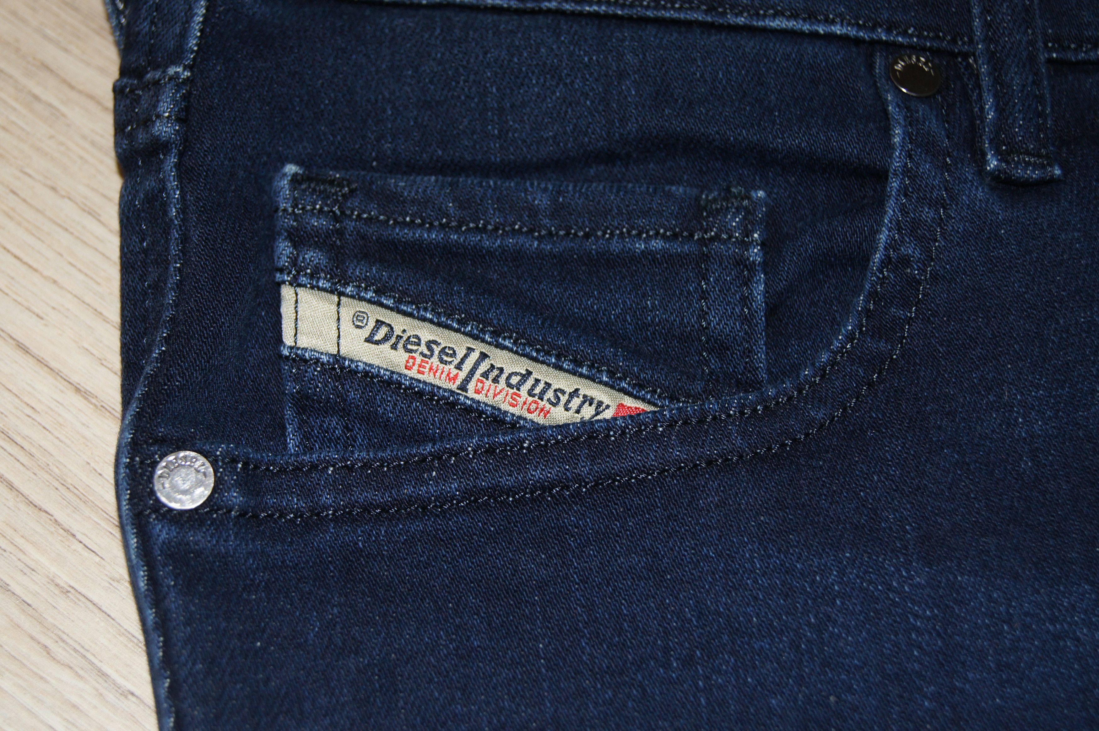 Designer × Diesel Unique Diesel GRUPEE-RS Women's Jeans in Size W27 y2k drip Size 27" / US 4 / IT 40 - 5 Thumbnail
